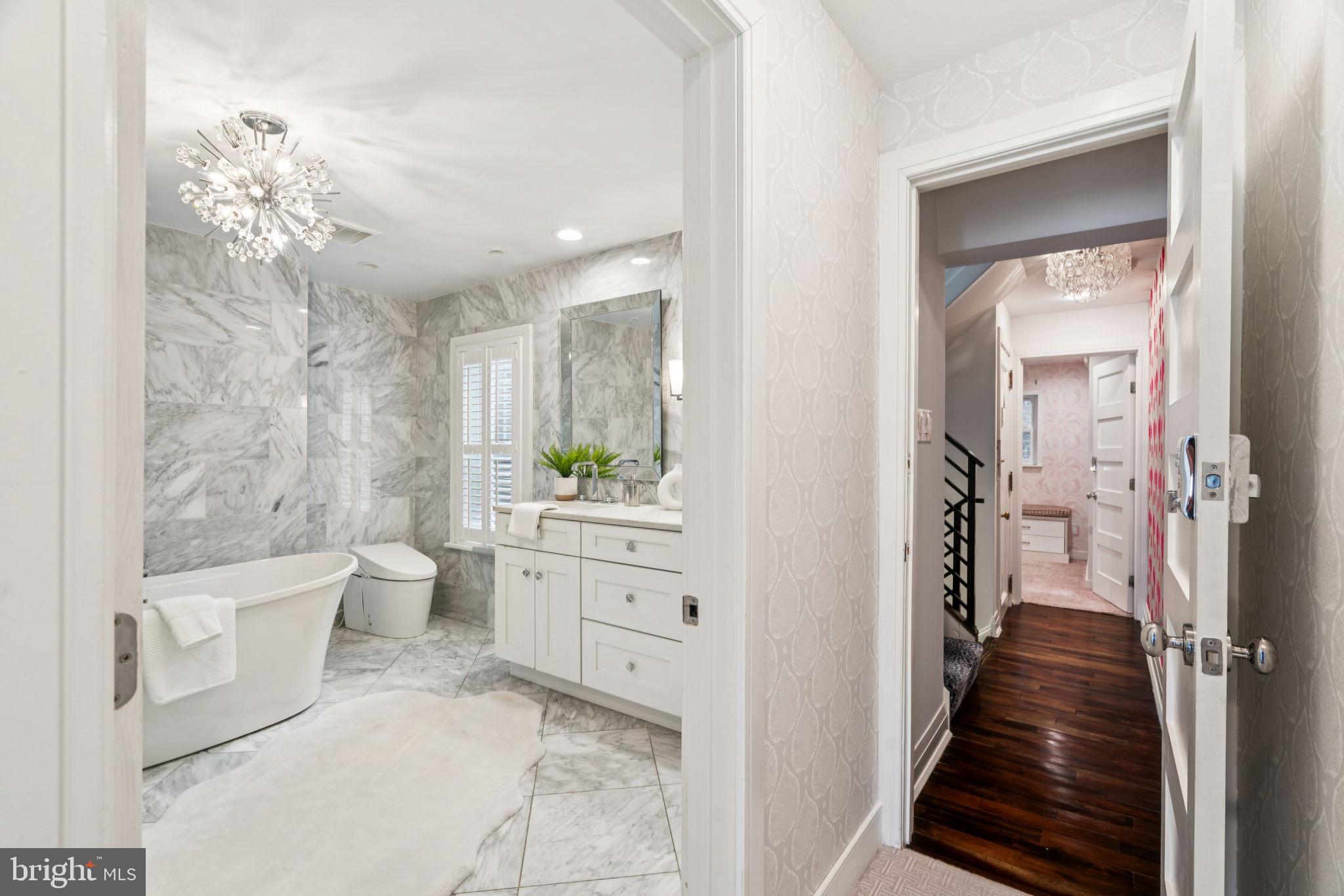 RITTENHOUSE SQUARE - Residential