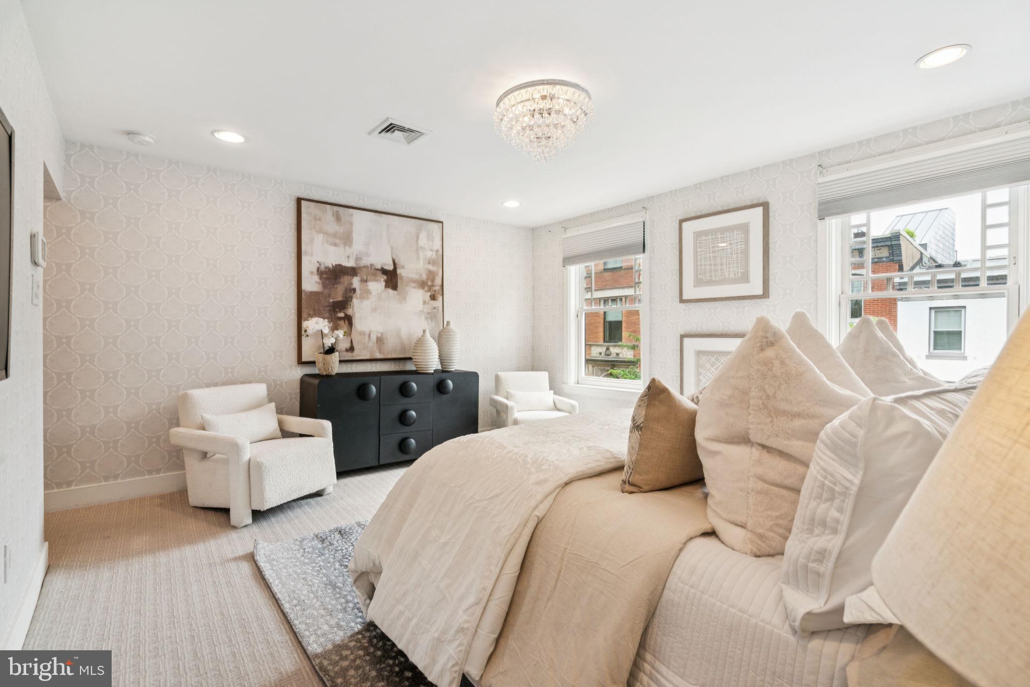 RITTENHOUSE SQUARE - Residential