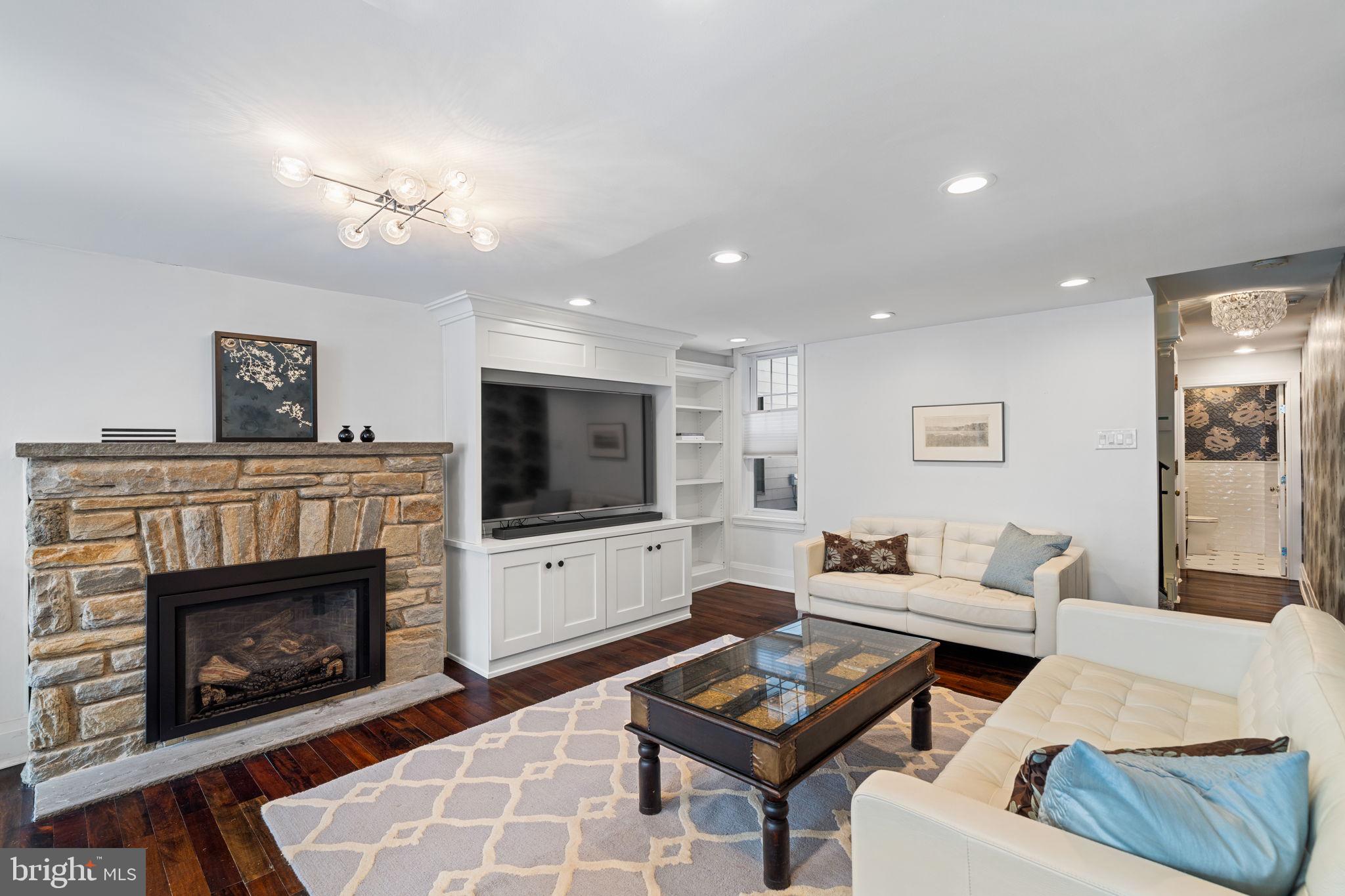 RITTENHOUSE SQUARE - Residential