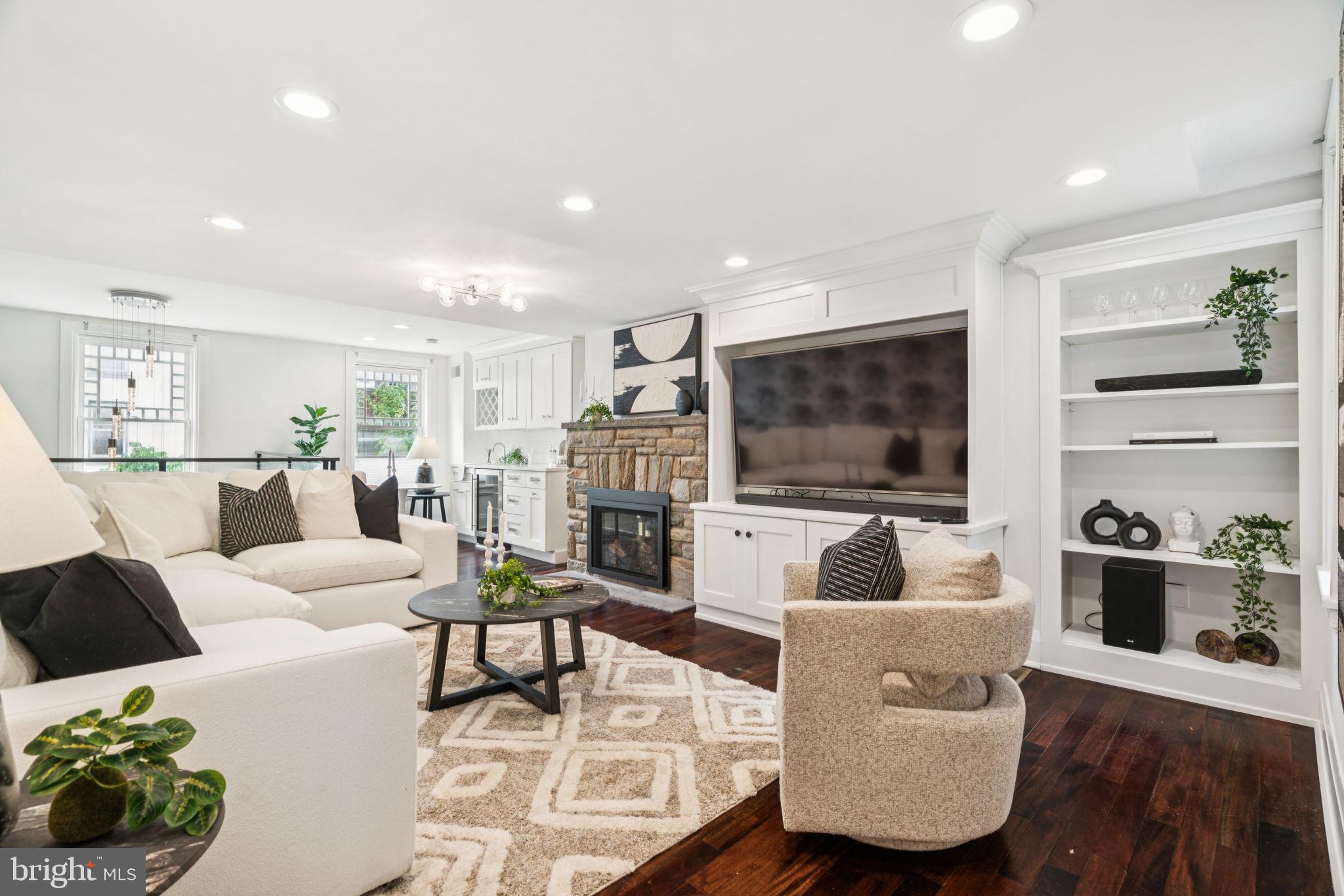 RITTENHOUSE SQUARE - Residential