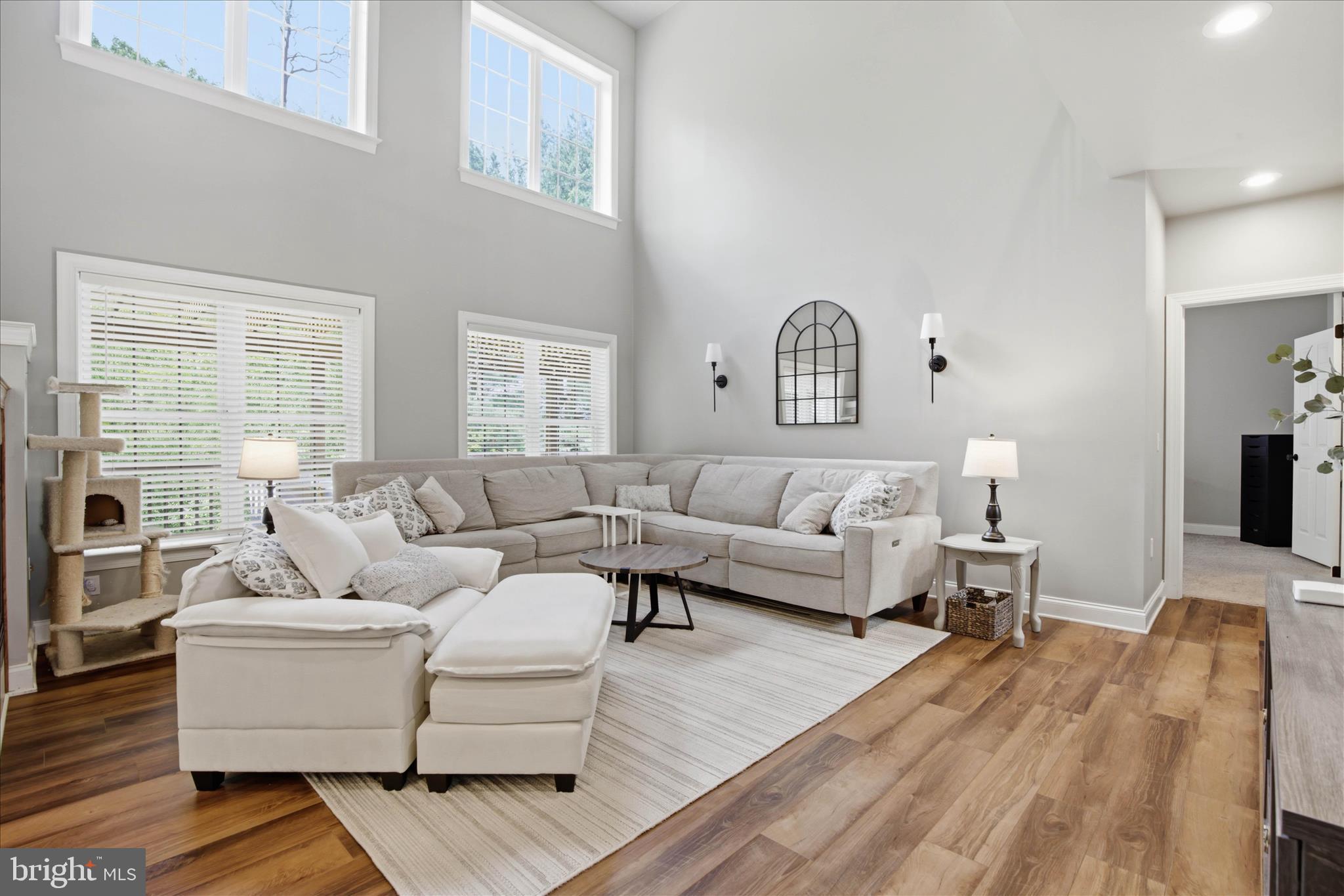EAGLE VIEW - Residential