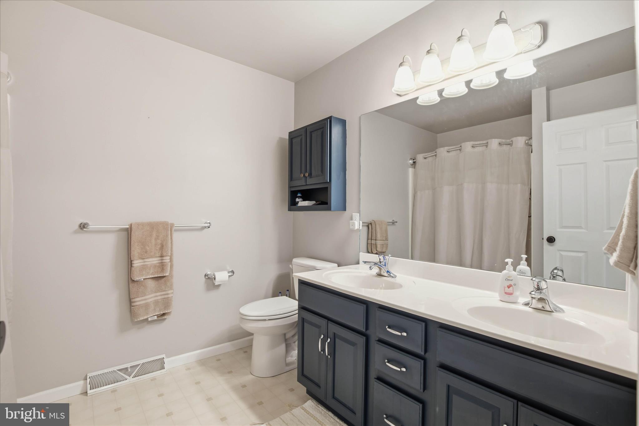 EAGLE VIEW - Residential