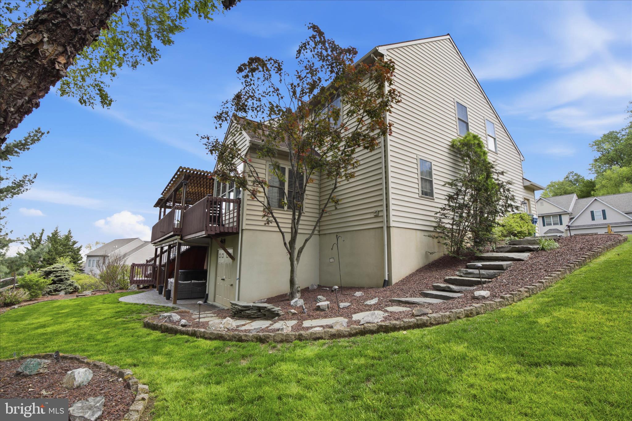 EAGLE VIEW - Residential