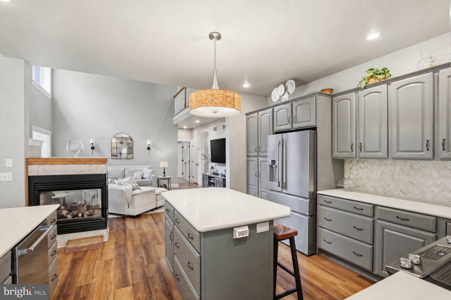 EAGLE VIEW - Residential