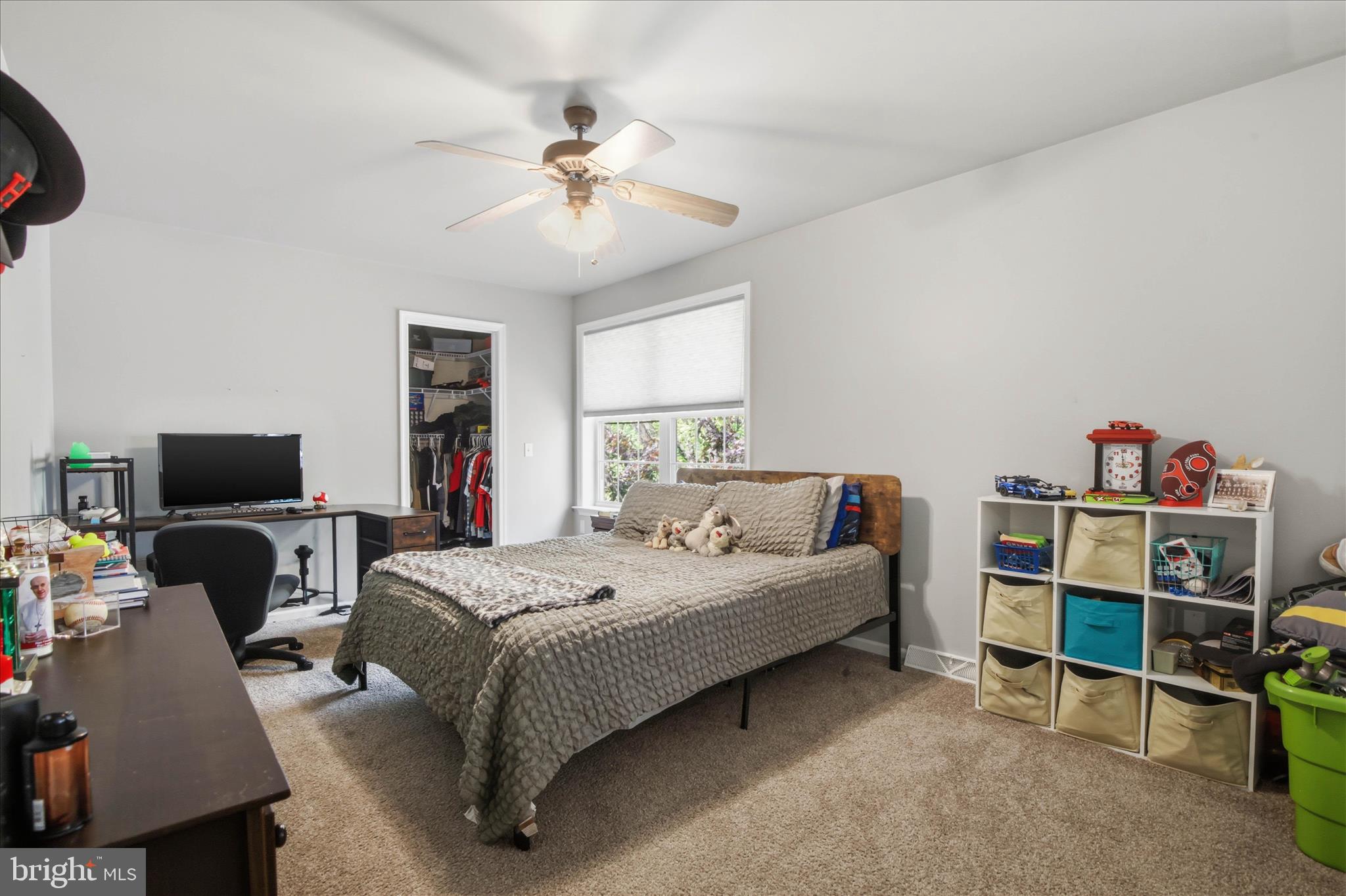 EAGLE VIEW - Residential