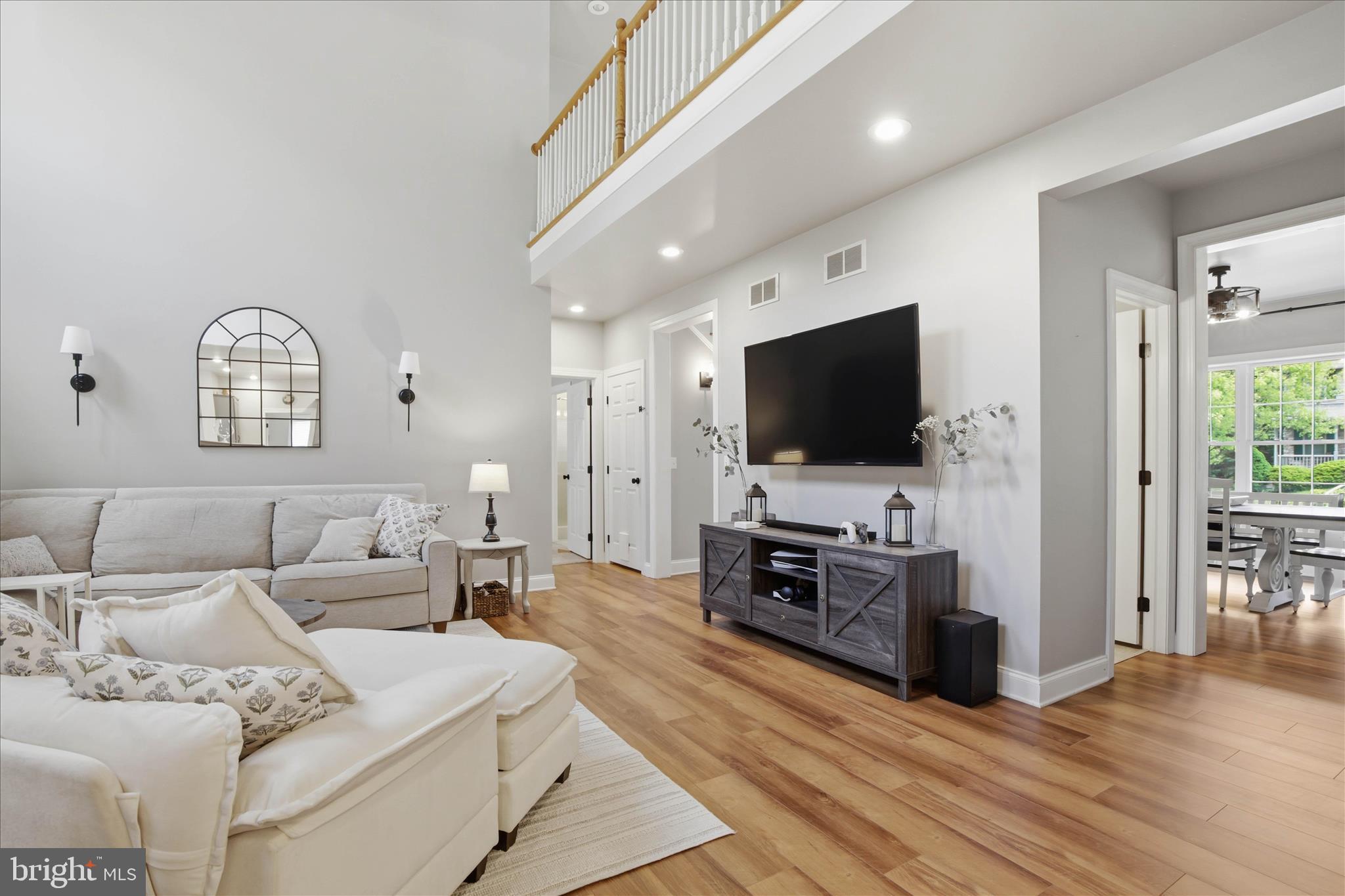 EAGLE VIEW - Residential