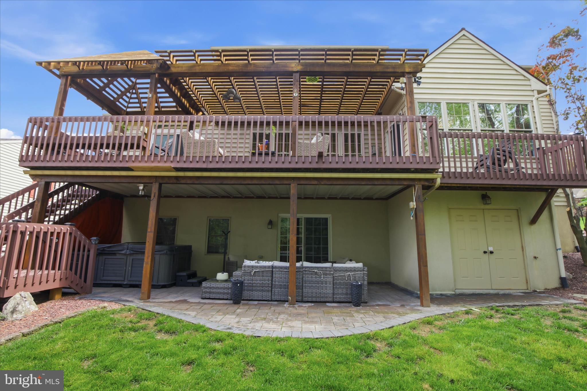 EAGLE VIEW - Residential