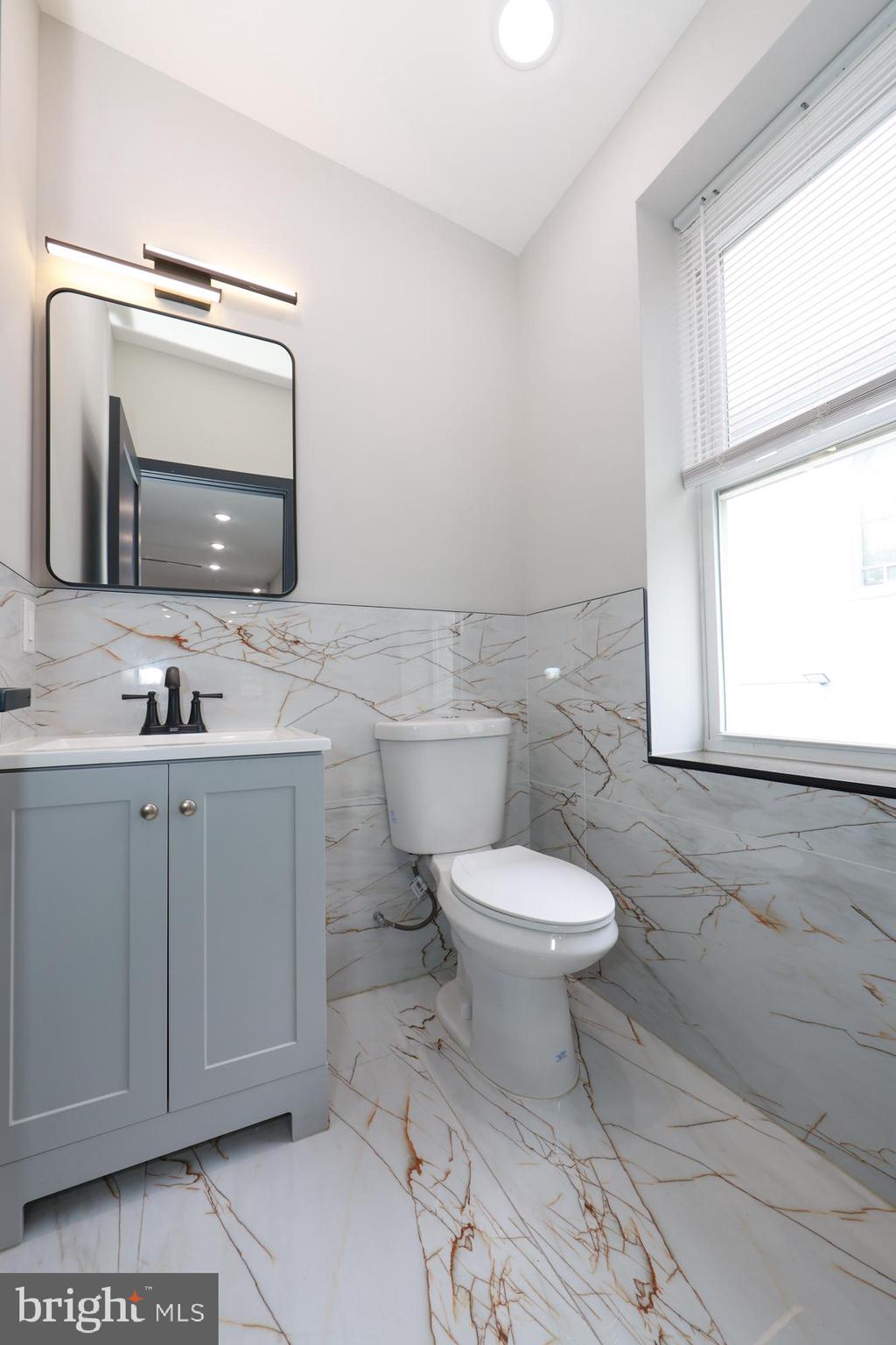 PHILADELPHIA - Residential