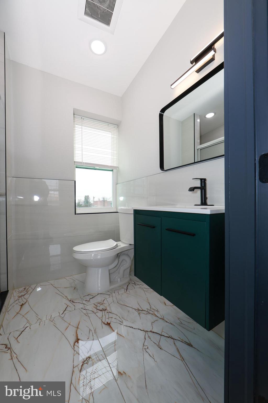 PHILADELPHIA - Residential