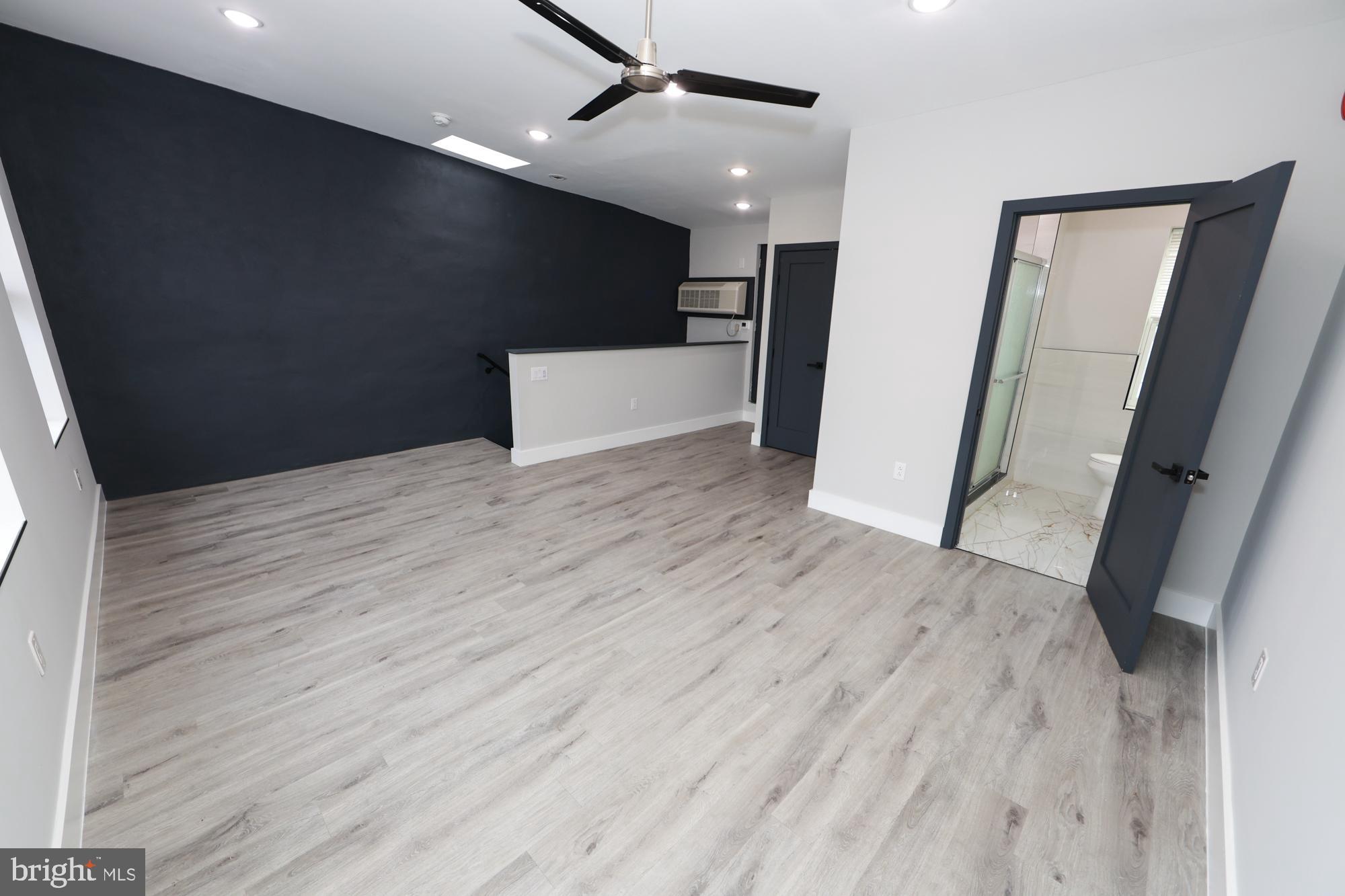 PHILADELPHIA - Residential