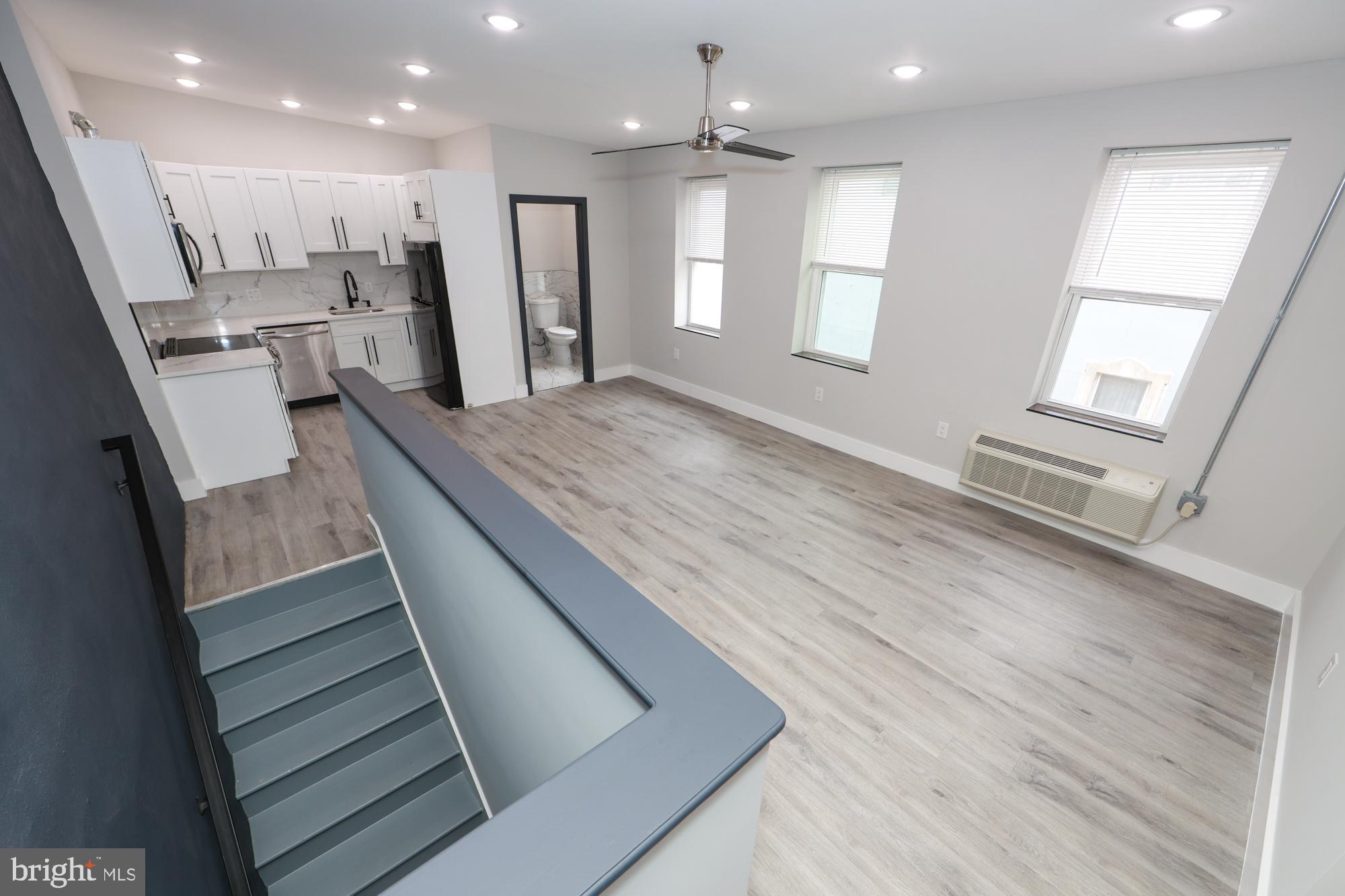 PHILADELPHIA - Residential