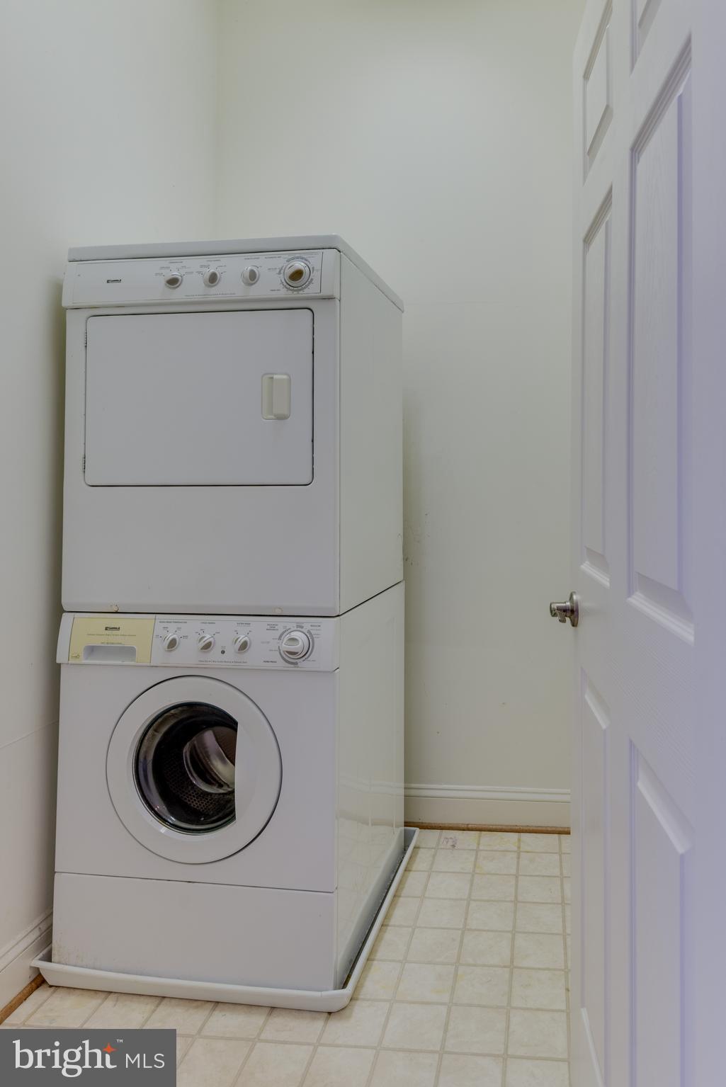 LEONARDTOWN LANDING - Residential