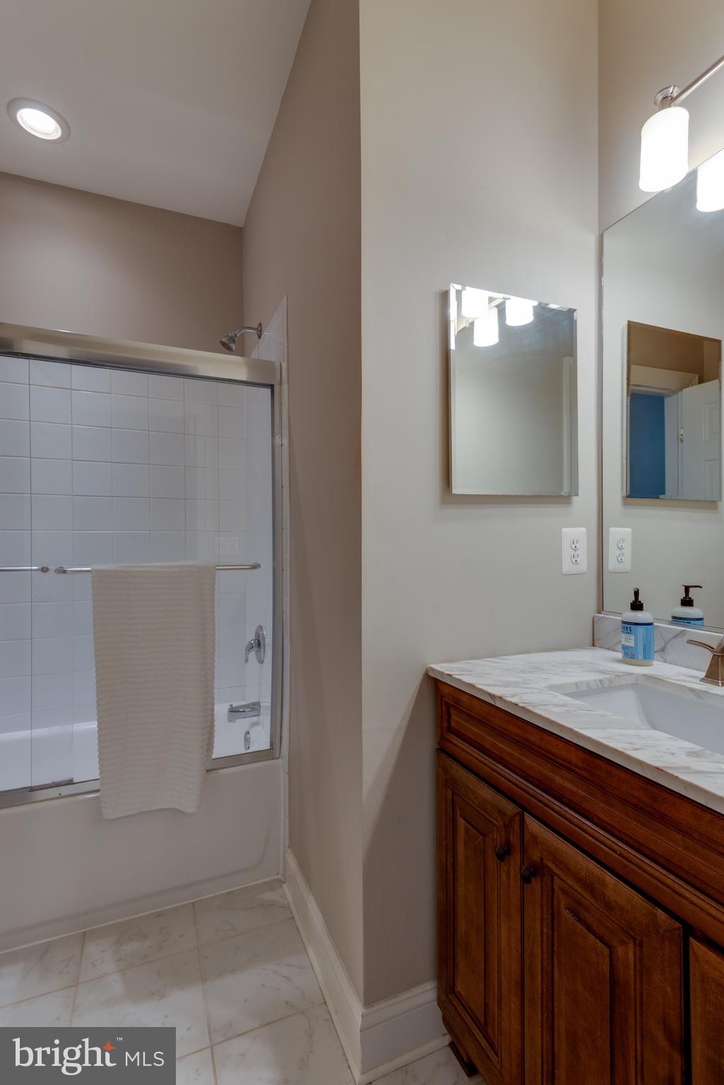 LEONARDTOWN LANDING - Residential