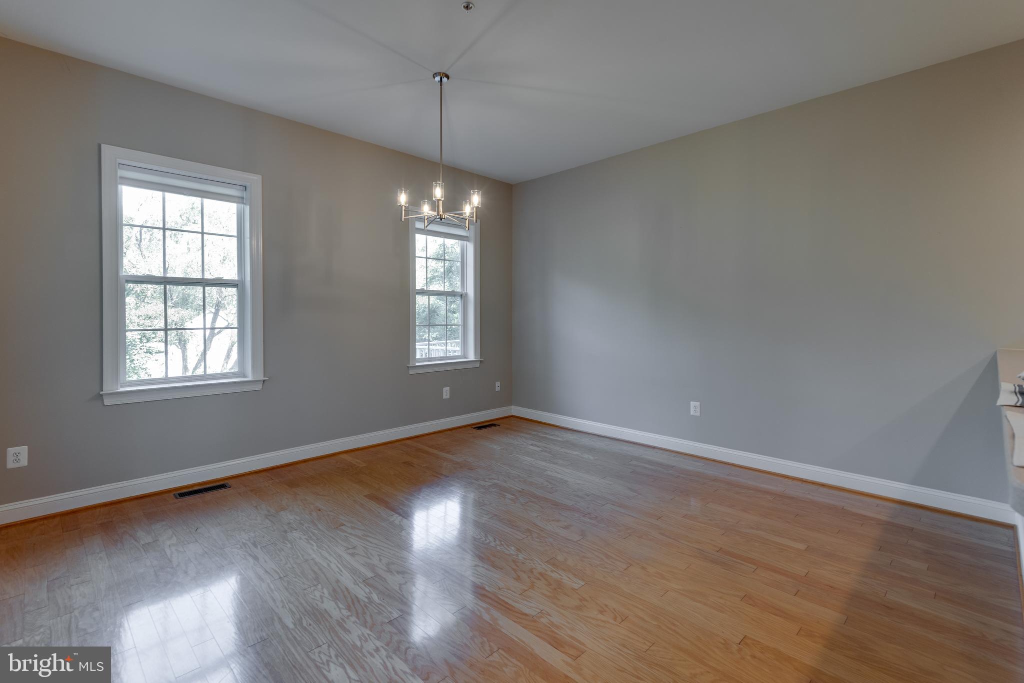 LEONARDTOWN LANDING - Residential