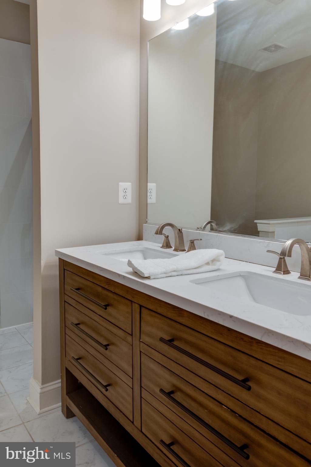 LEONARDTOWN LANDING - Residential