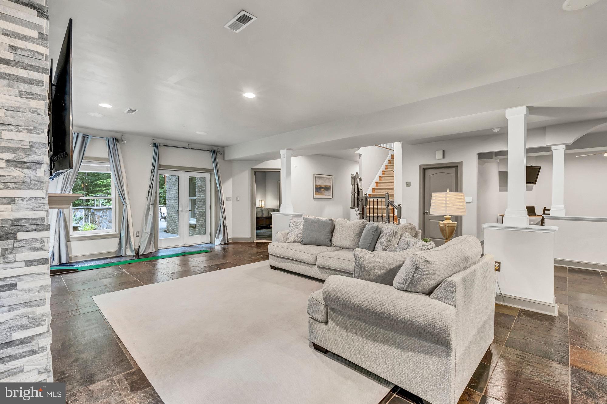 CASTLE BRANCH - Residential