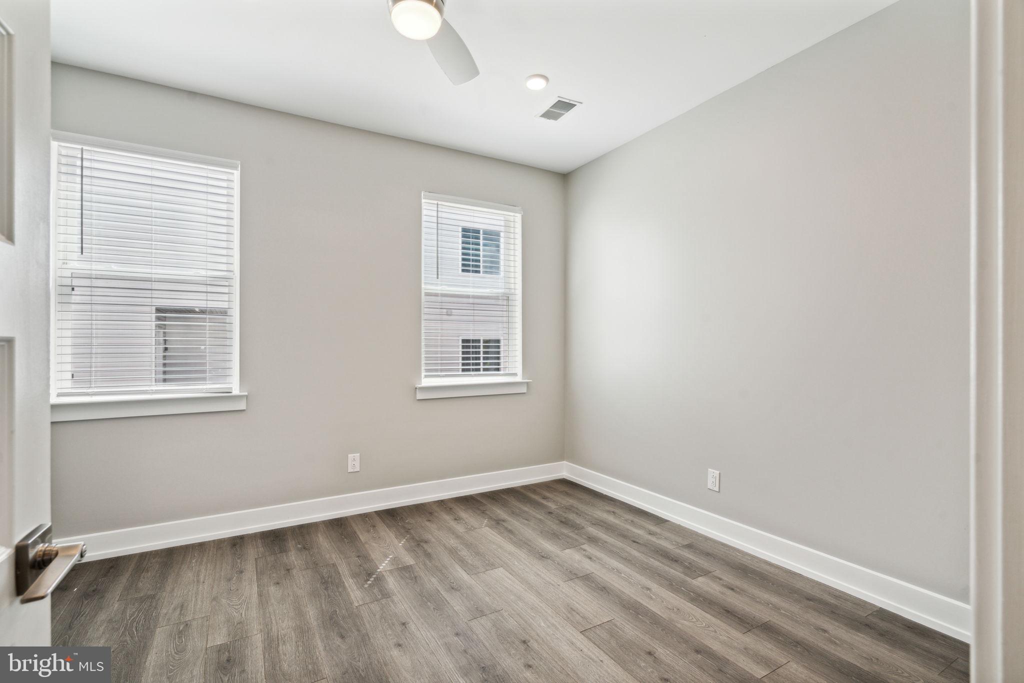 WEST KENSINGTON - Residential Income