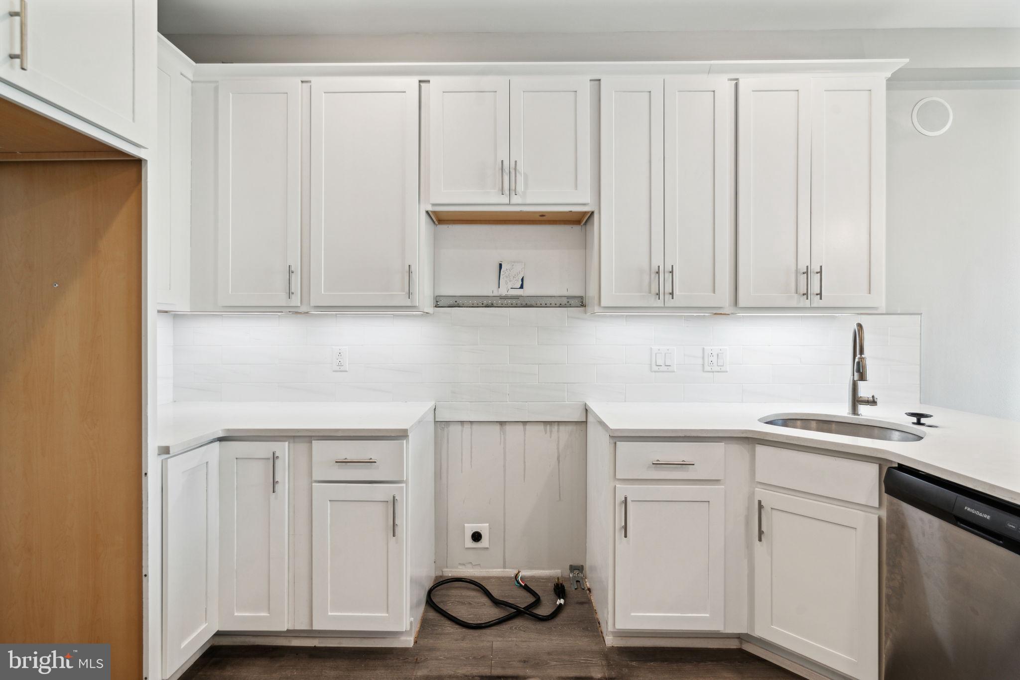 WEST KENSINGTON - Residential Income
