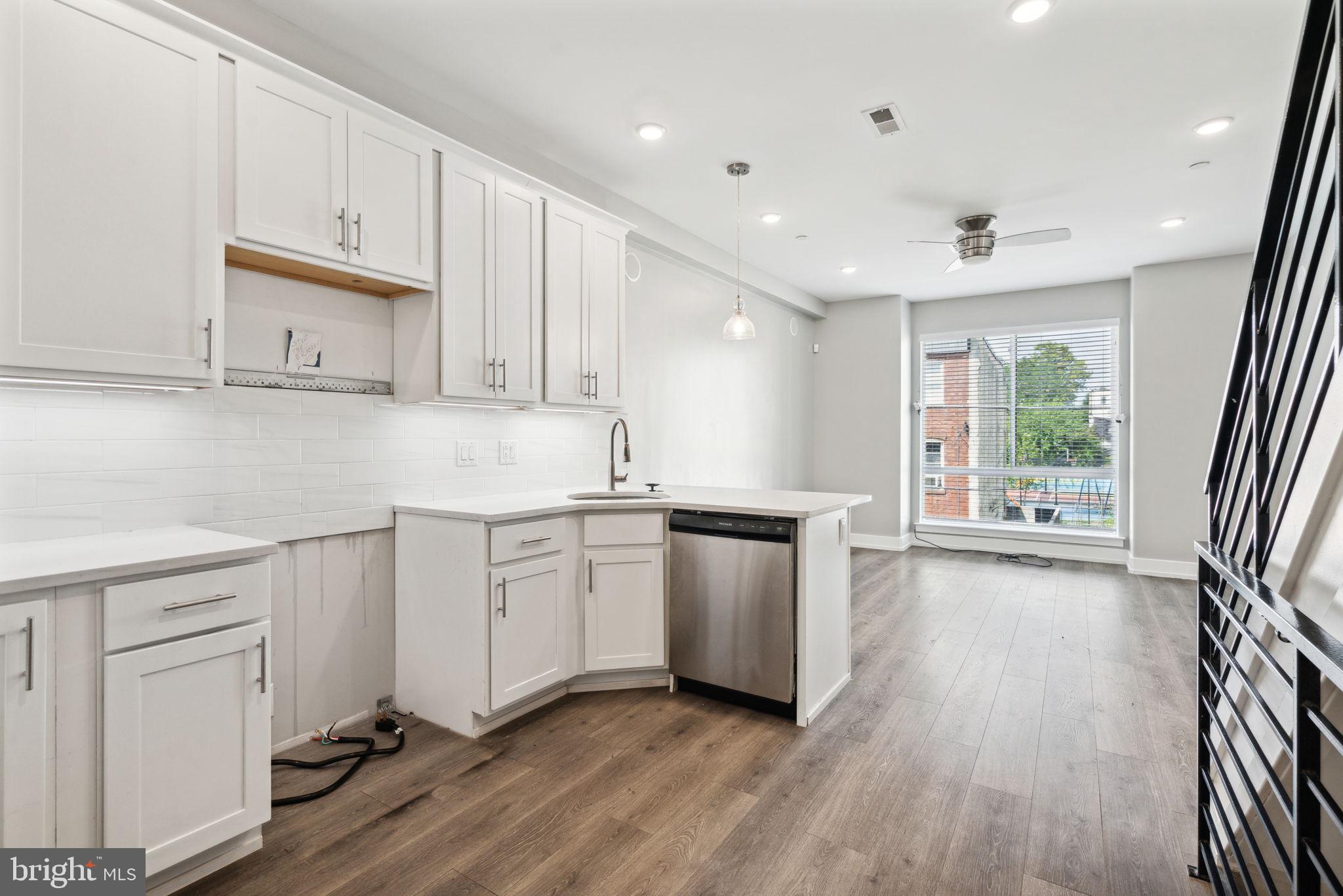 WEST KENSINGTON - Residential Income