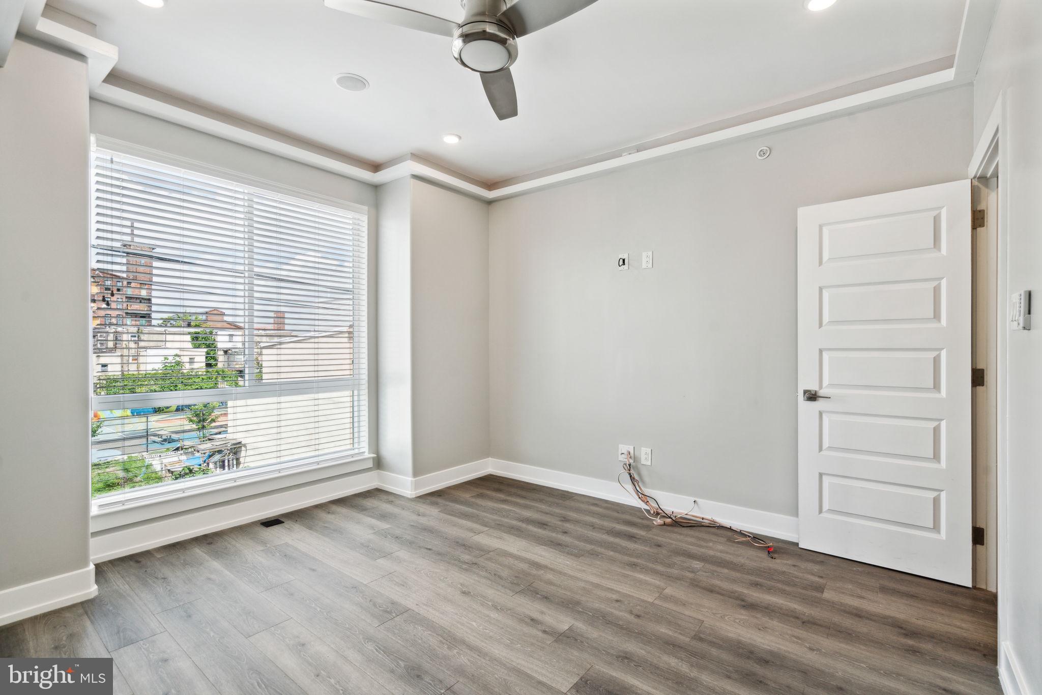 WEST KENSINGTON - Residential Income