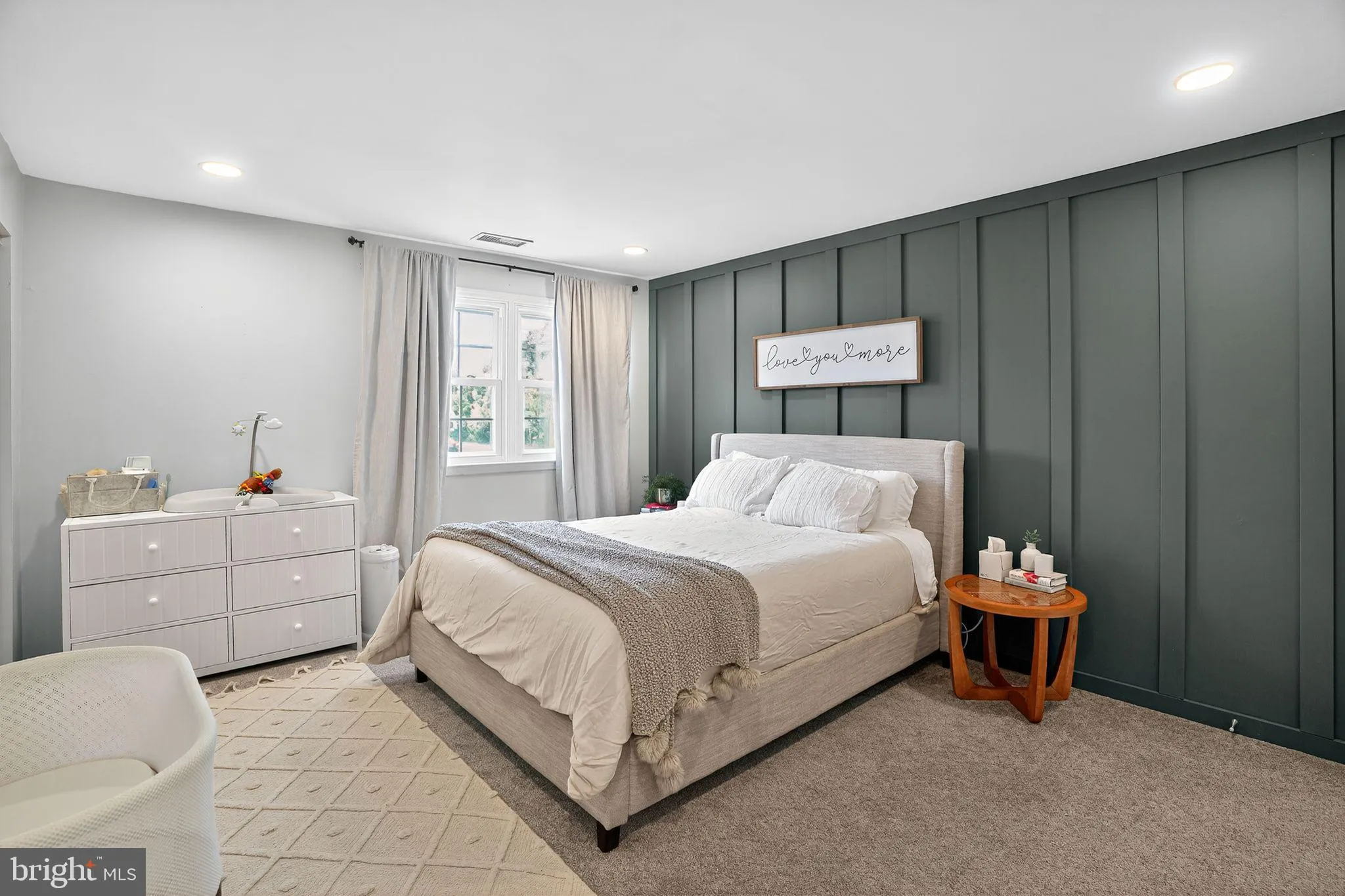 Collegeville, Pennsylvania 19426, United States, 5 Bedrooms Bedrooms, ,3 BathroomsBathrooms,Residential,Pending,204757