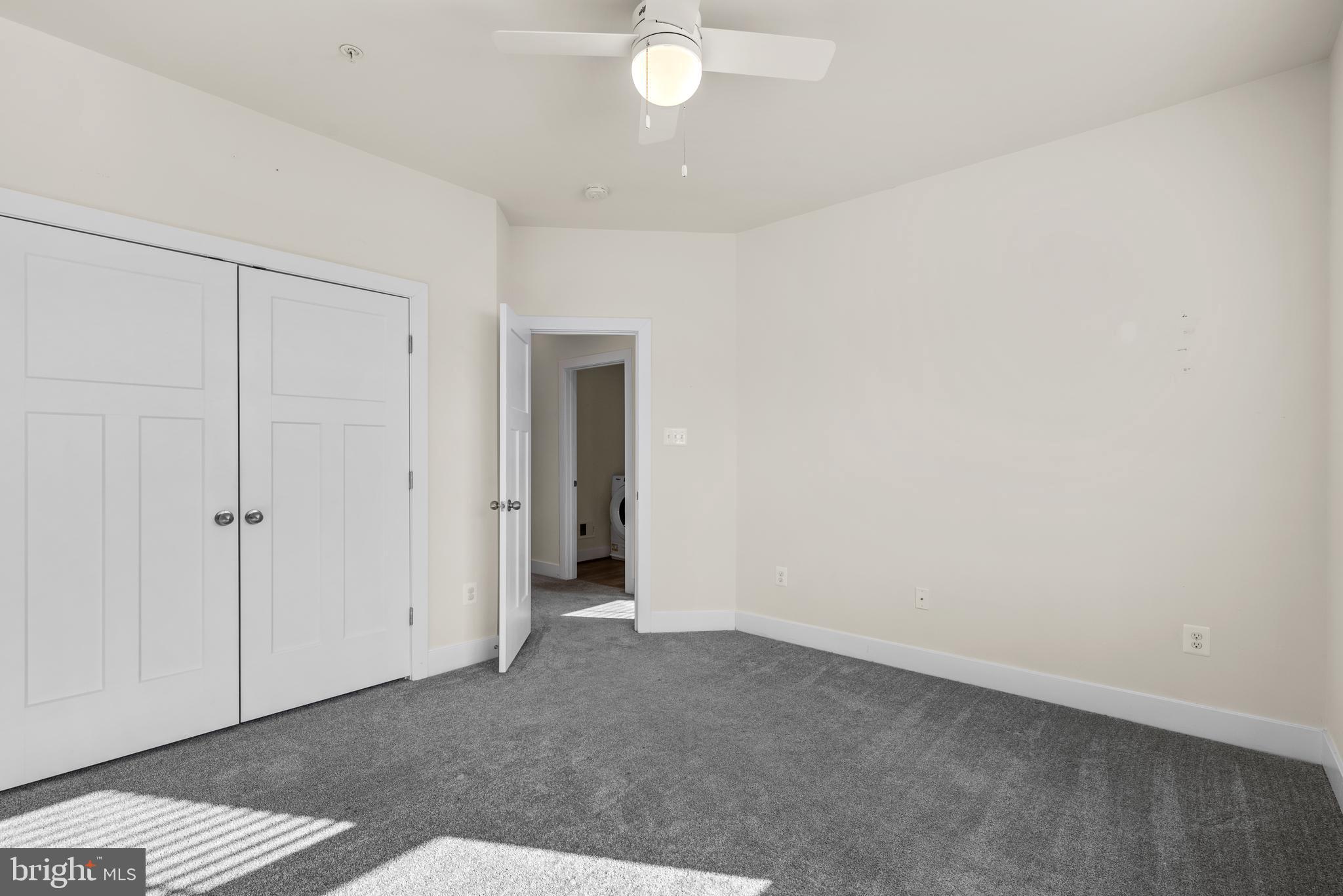 WATERS EDGE - Residential