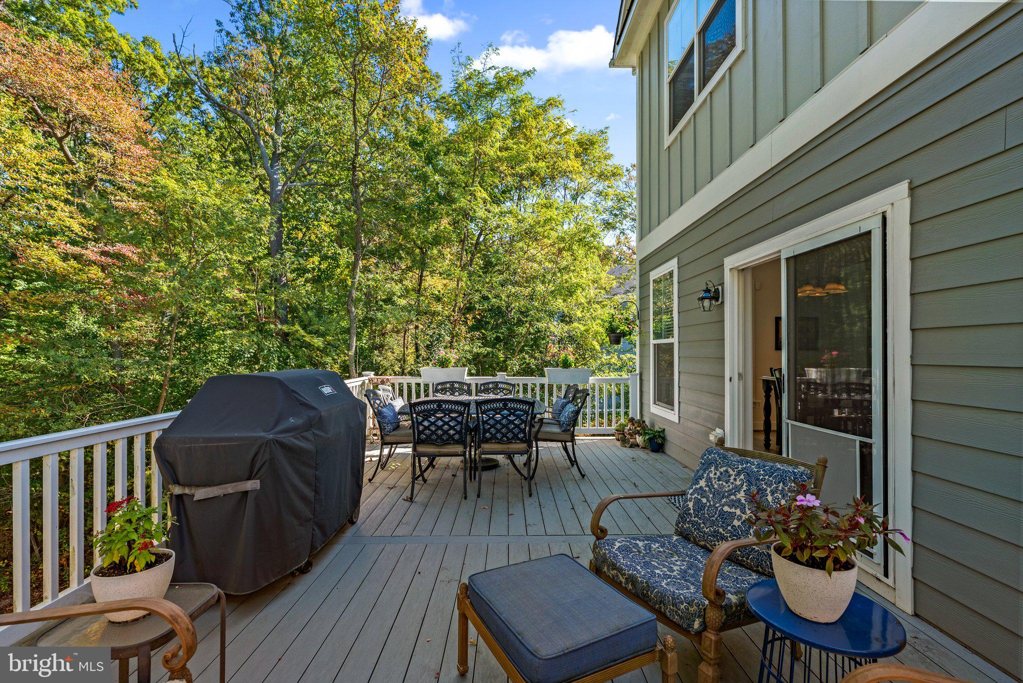 WATERS EDGE - Residential