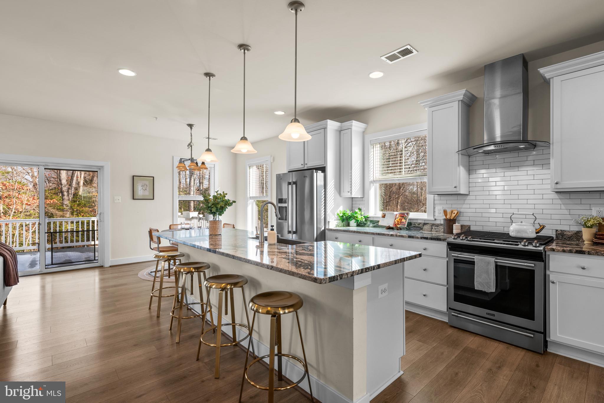 WATERS EDGE - Residential