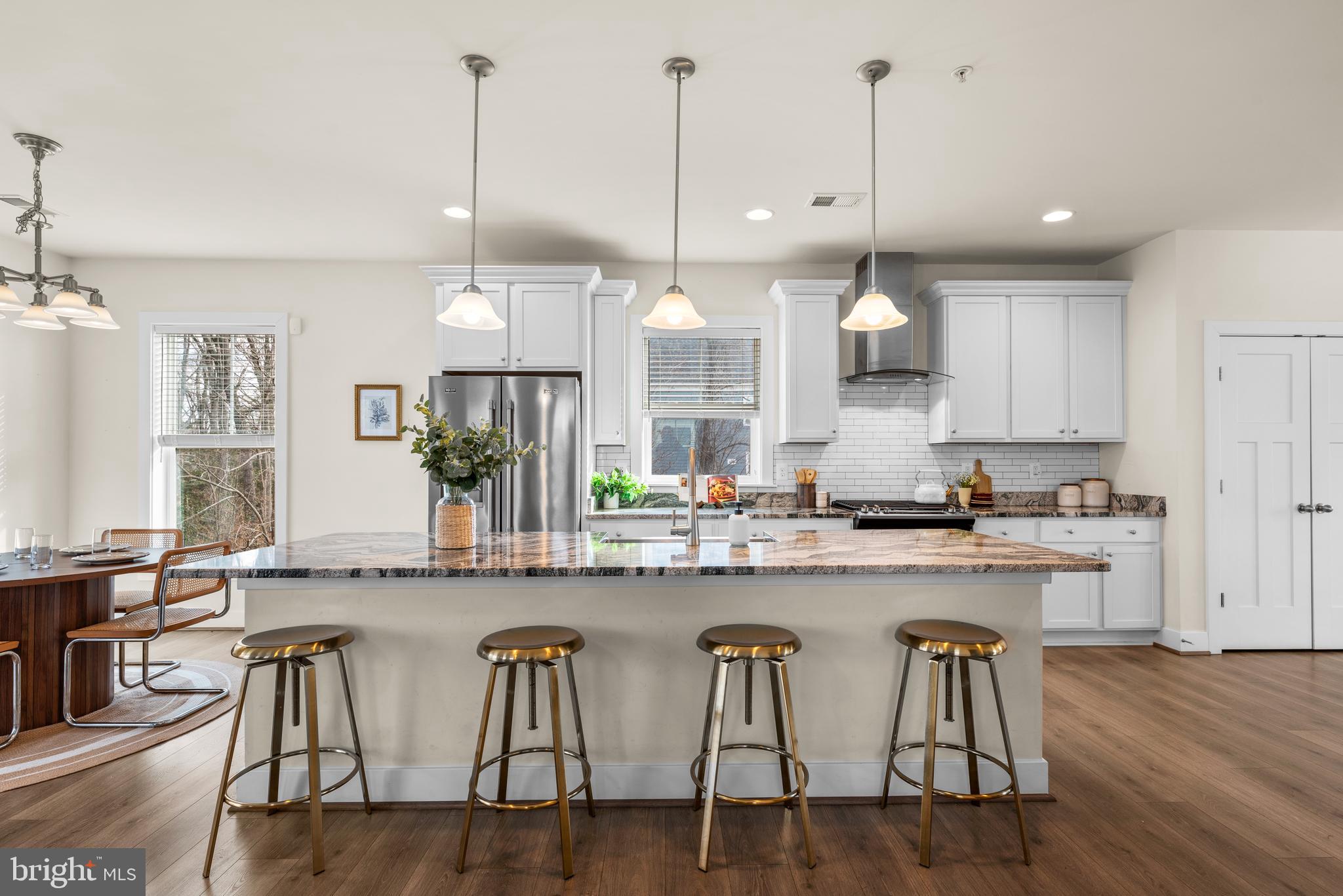 WATERS EDGE - Residential