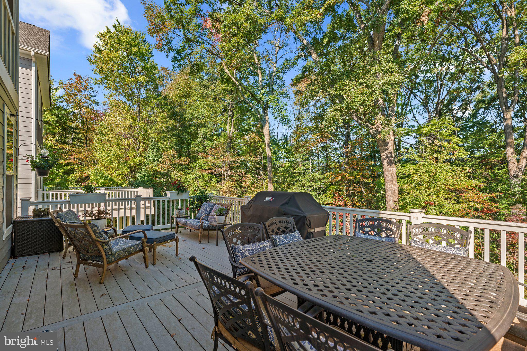 WATERS EDGE - Residential