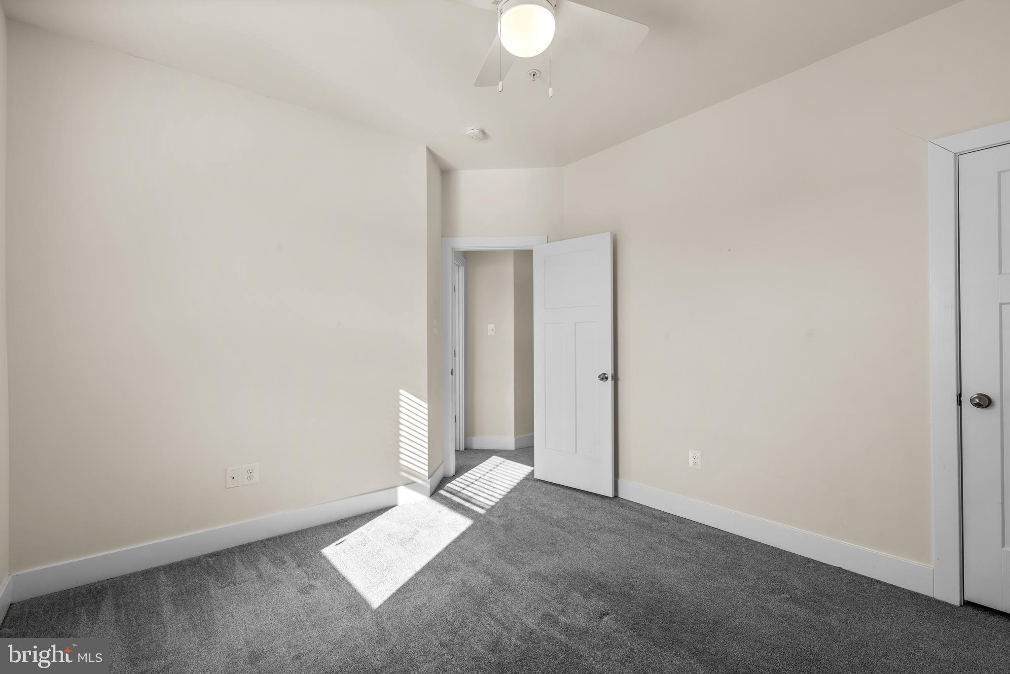 WATERS EDGE - Residential