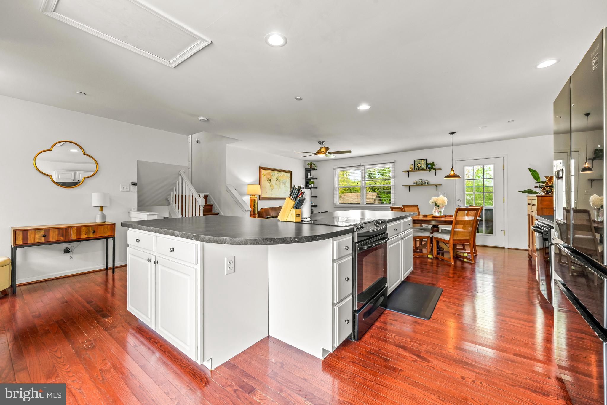 RIVA FARMS - Residential