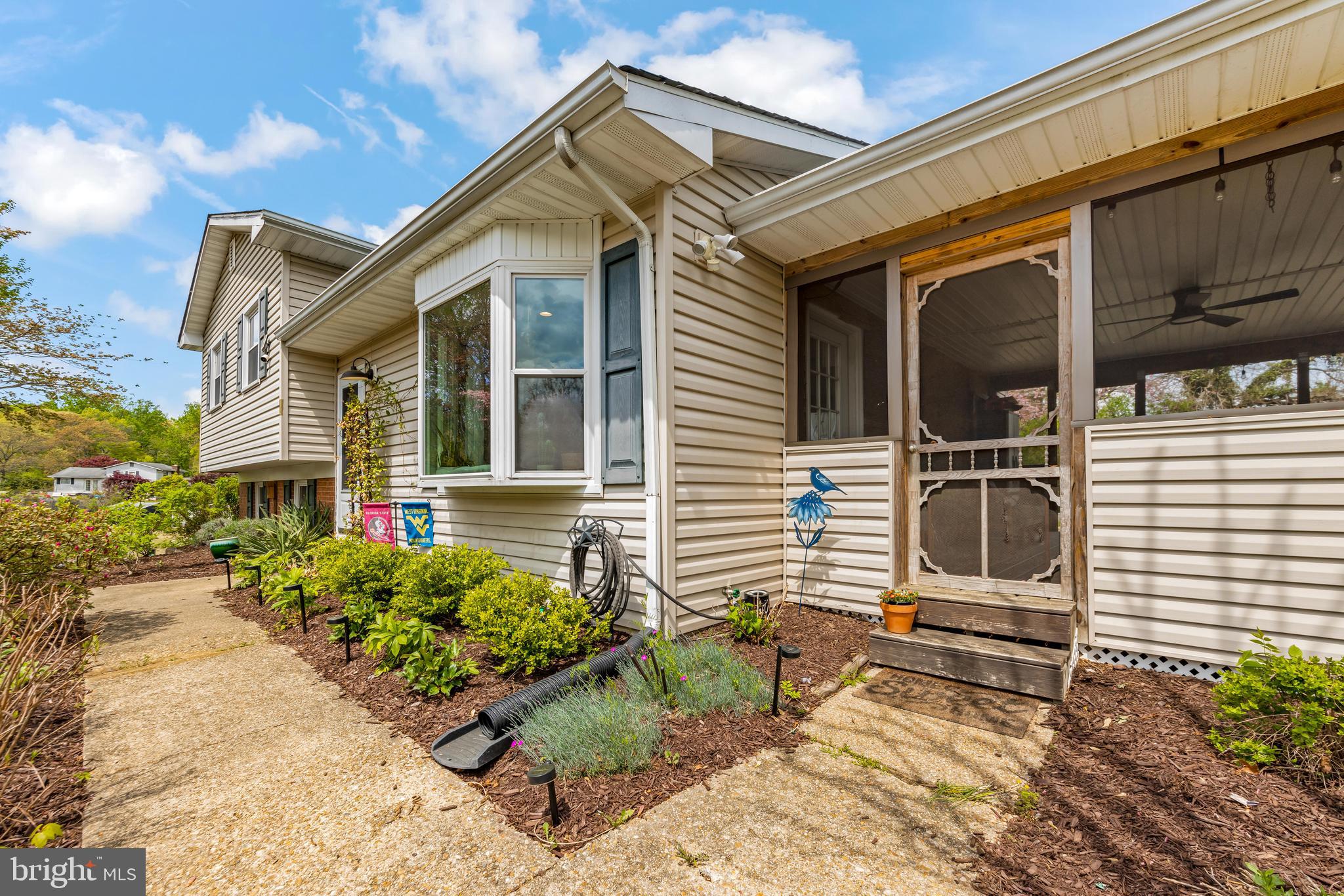 RIVA FARMS - Residential