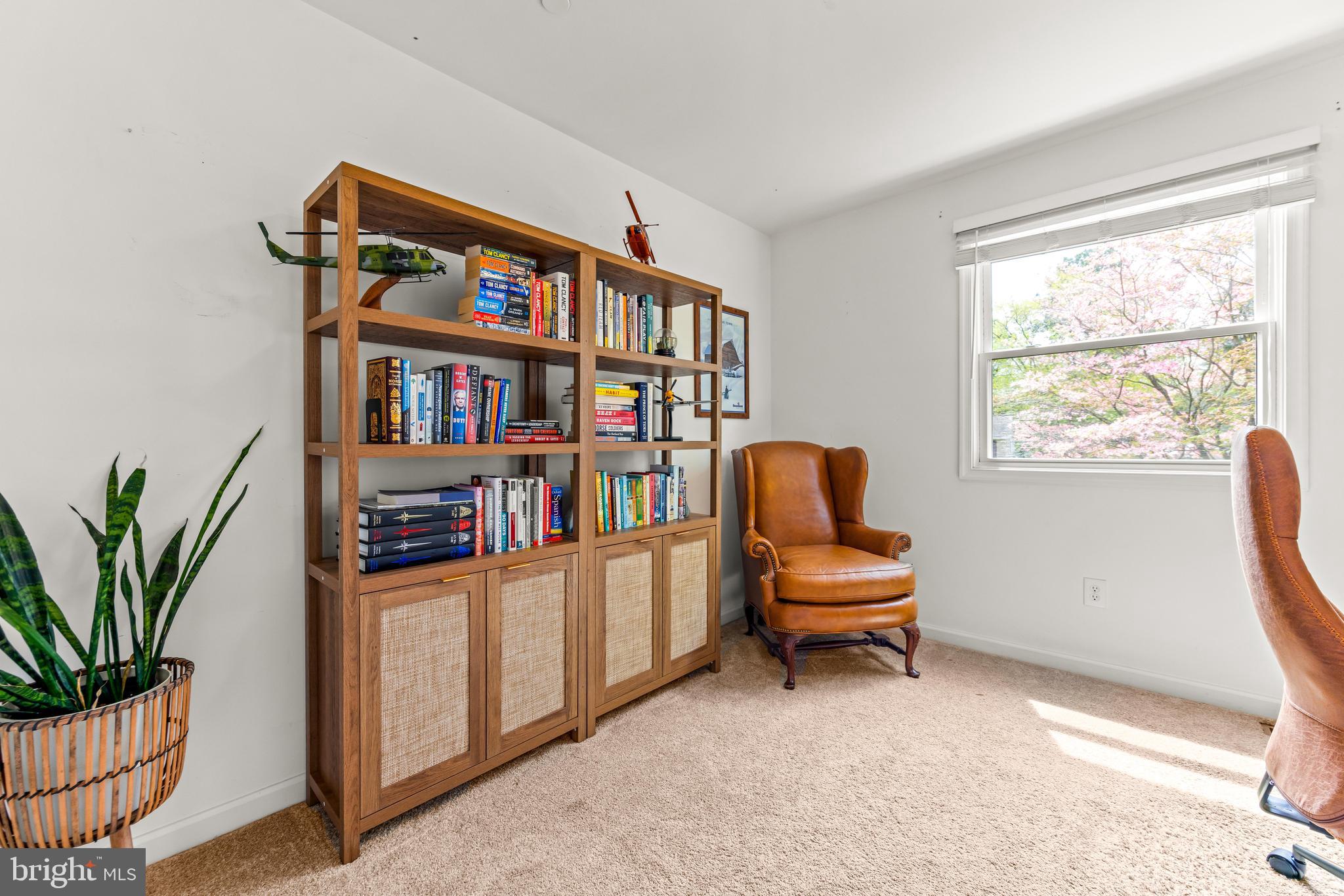 RIVA FARMS - Residential