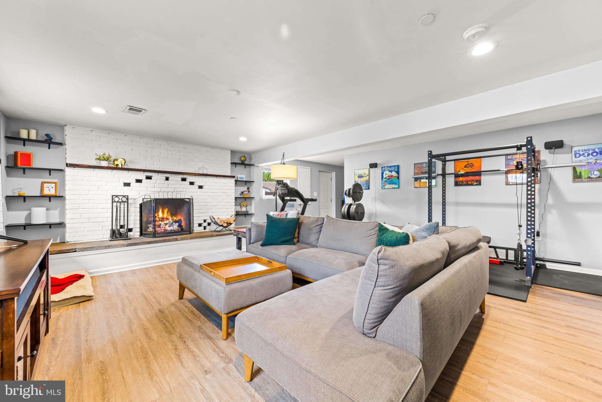 RIVA FARMS - Residential