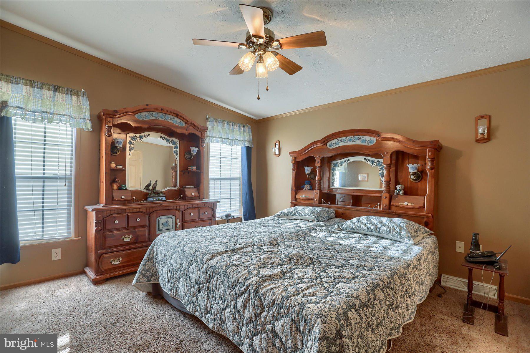 SHIPPENSBURG VILLAGE - Residential