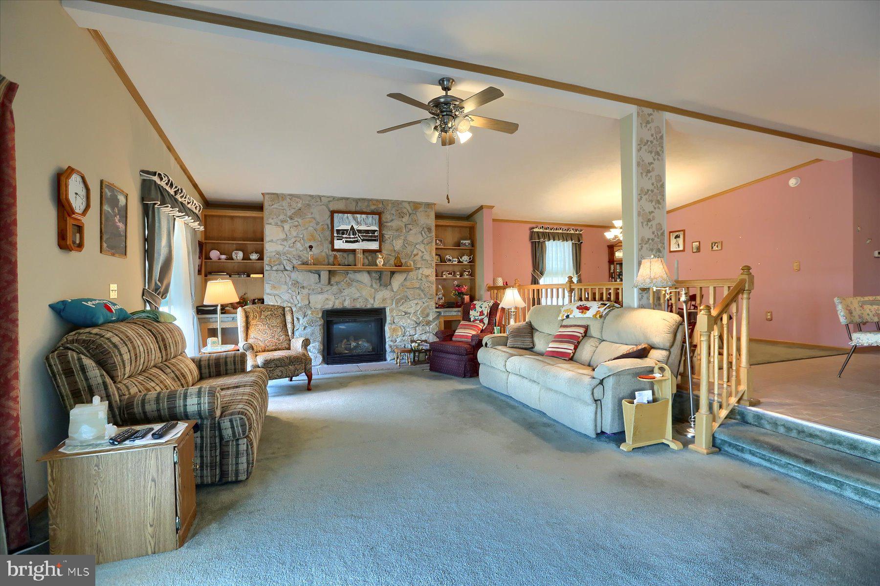 SHIPPENSBURG VILLAGE - Residential
