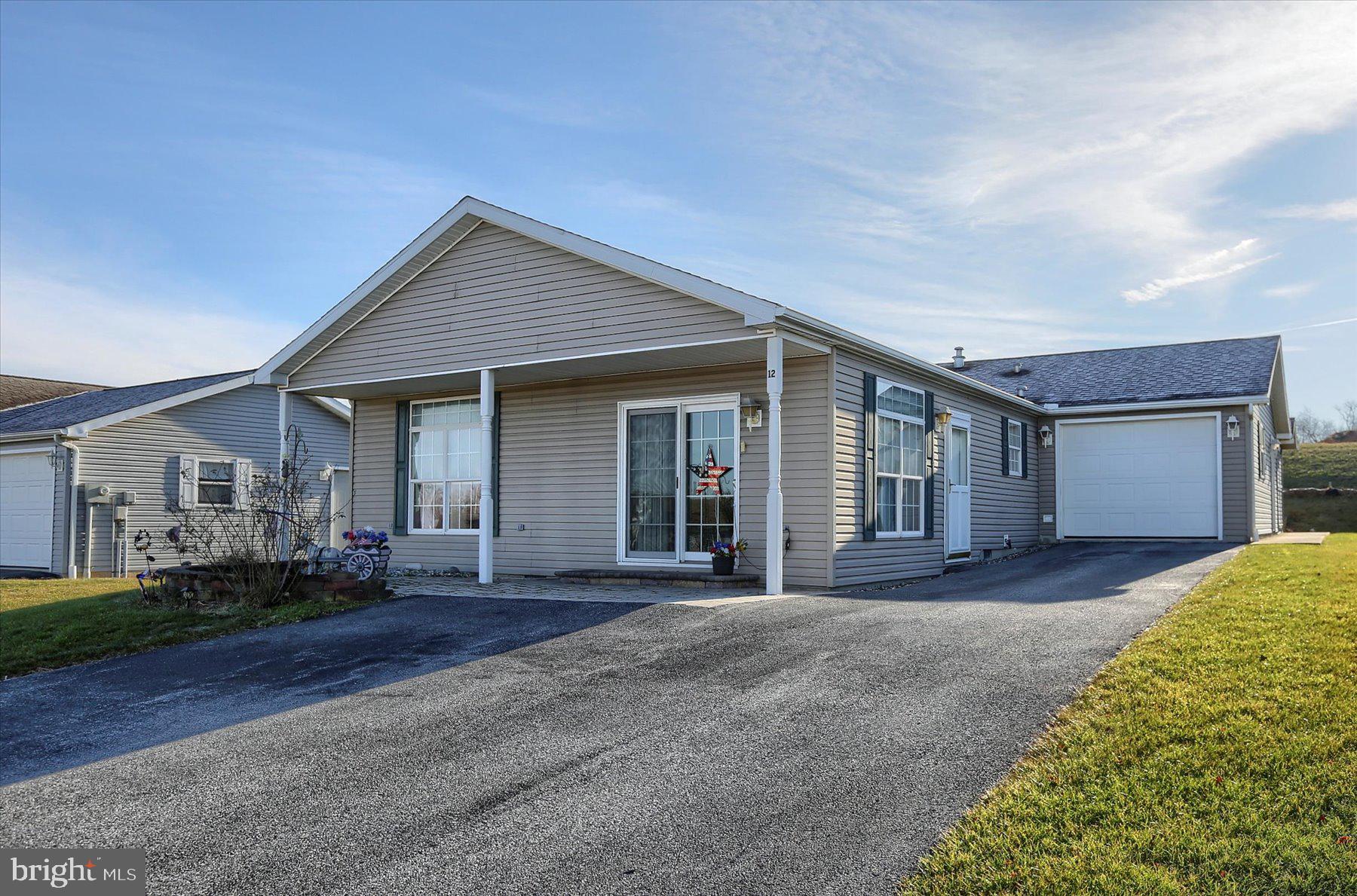 SHIPPENSBURG VILLAGE - Residential