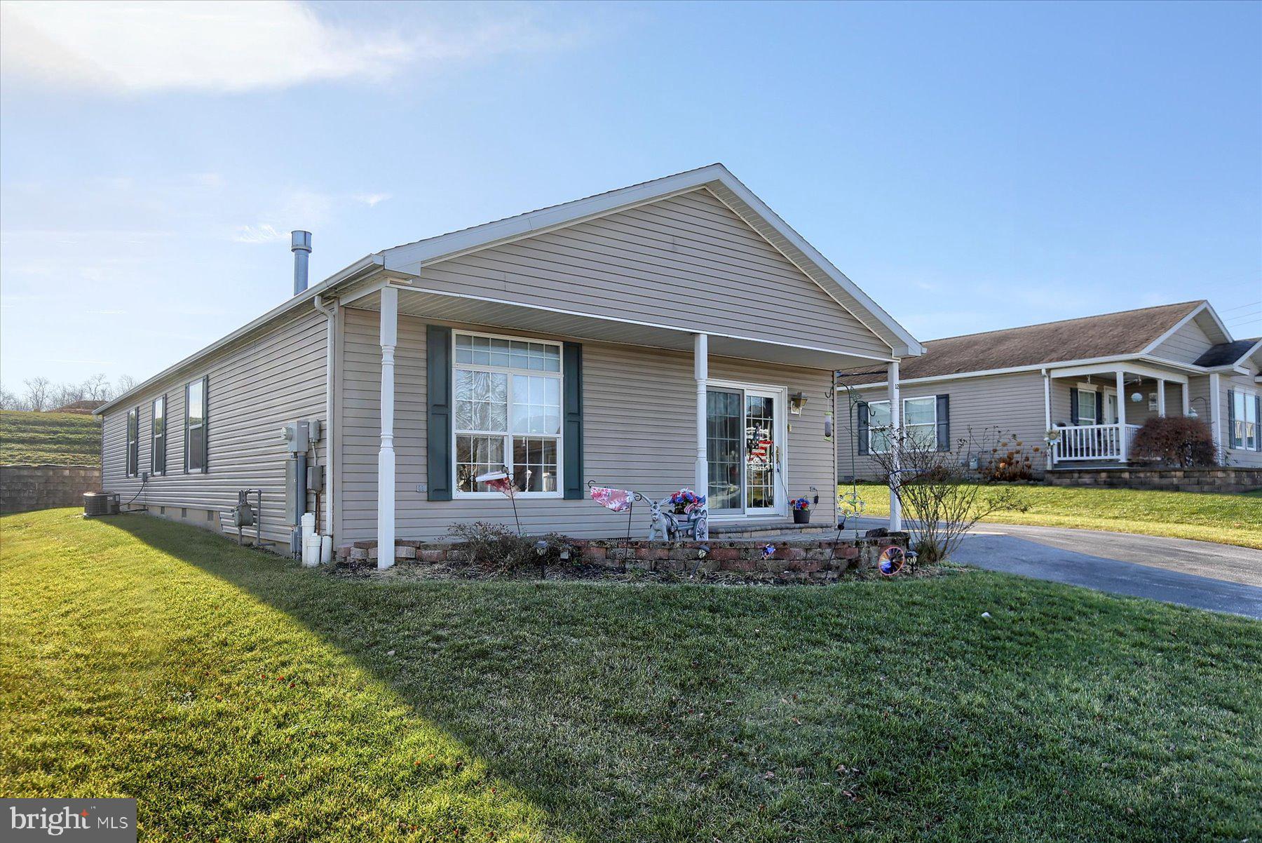 SHIPPENSBURG VILLAGE - Residential