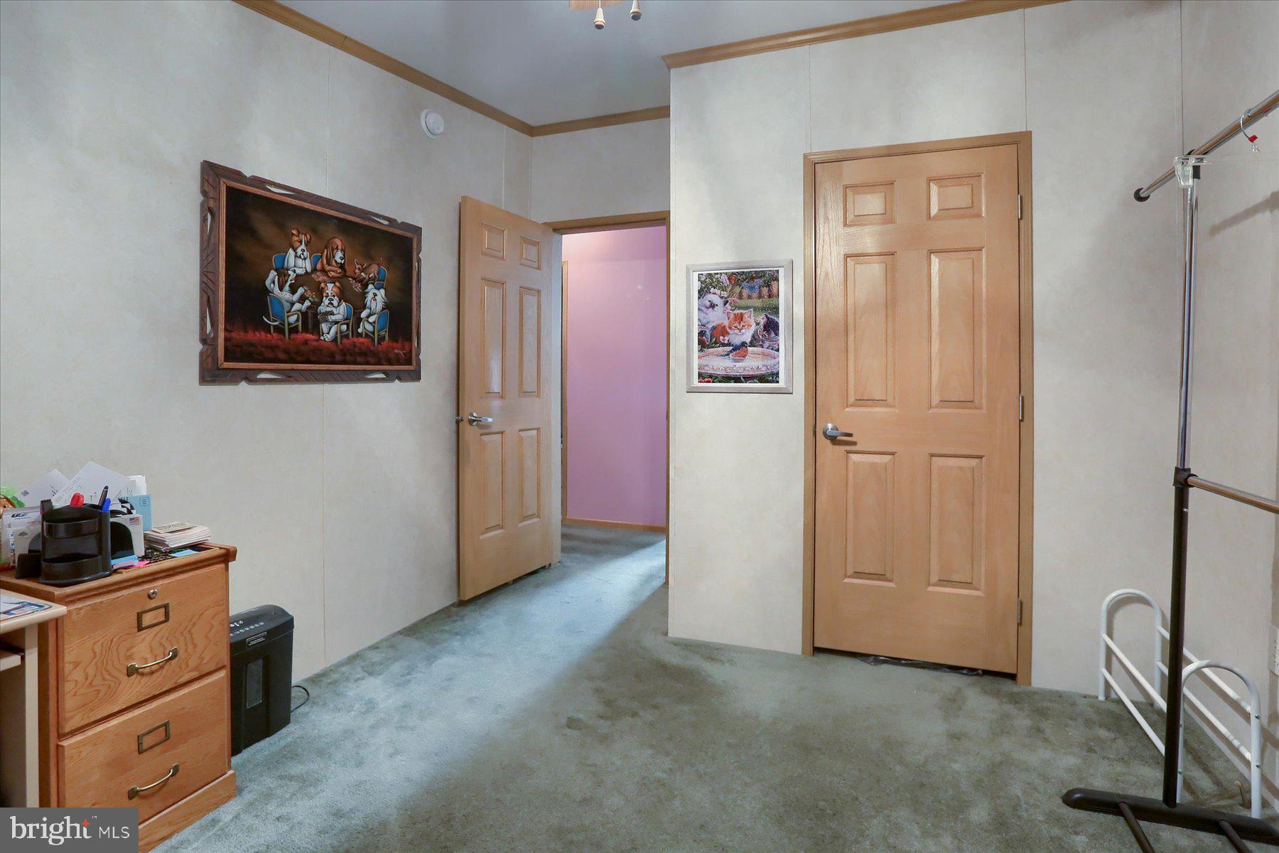 SHIPPENSBURG VILLAGE - Residential