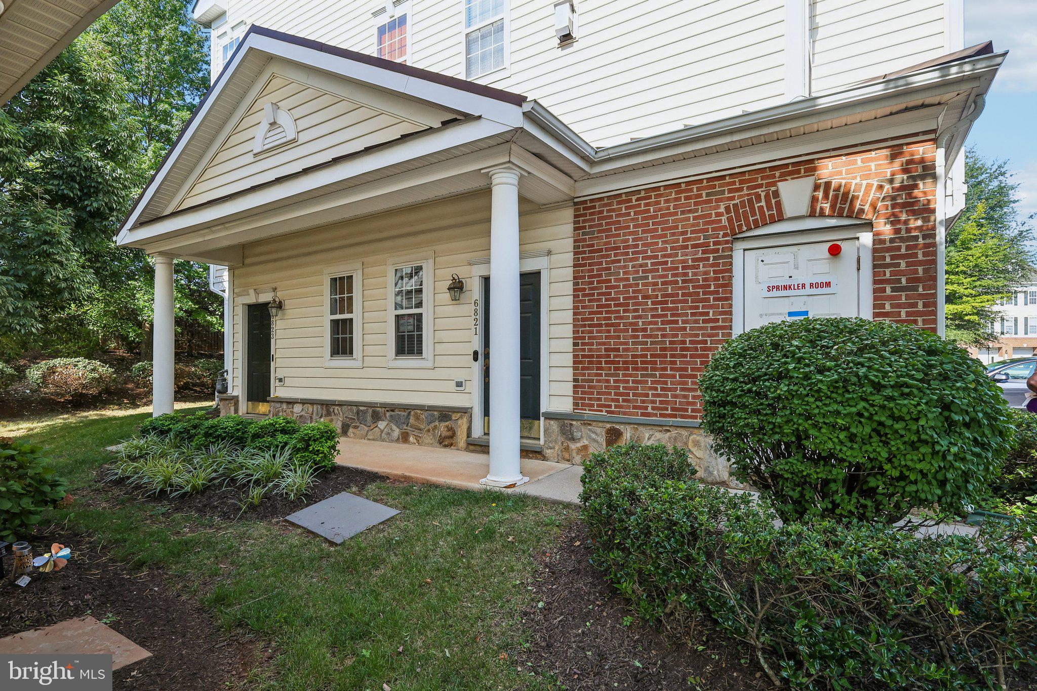 6821 HAMPTON BAY LANE