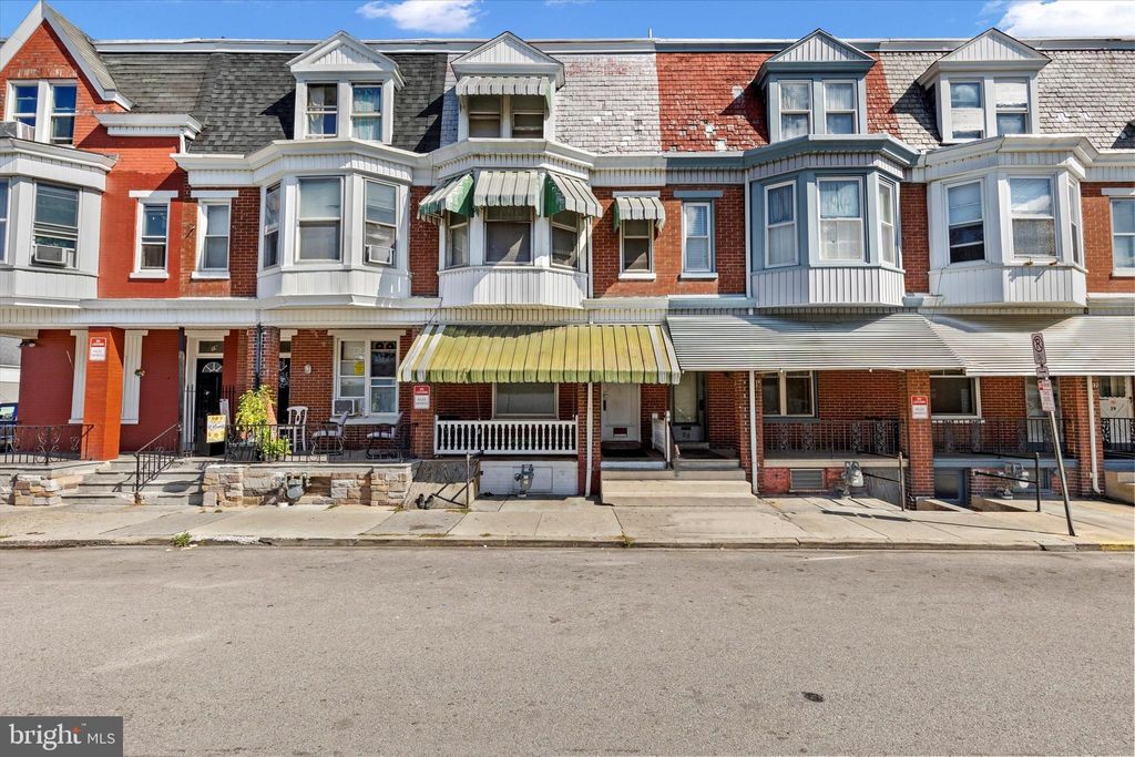 Photo of 23 S West Street, YORK, PA 17401 (MLS # PAYK2090152)