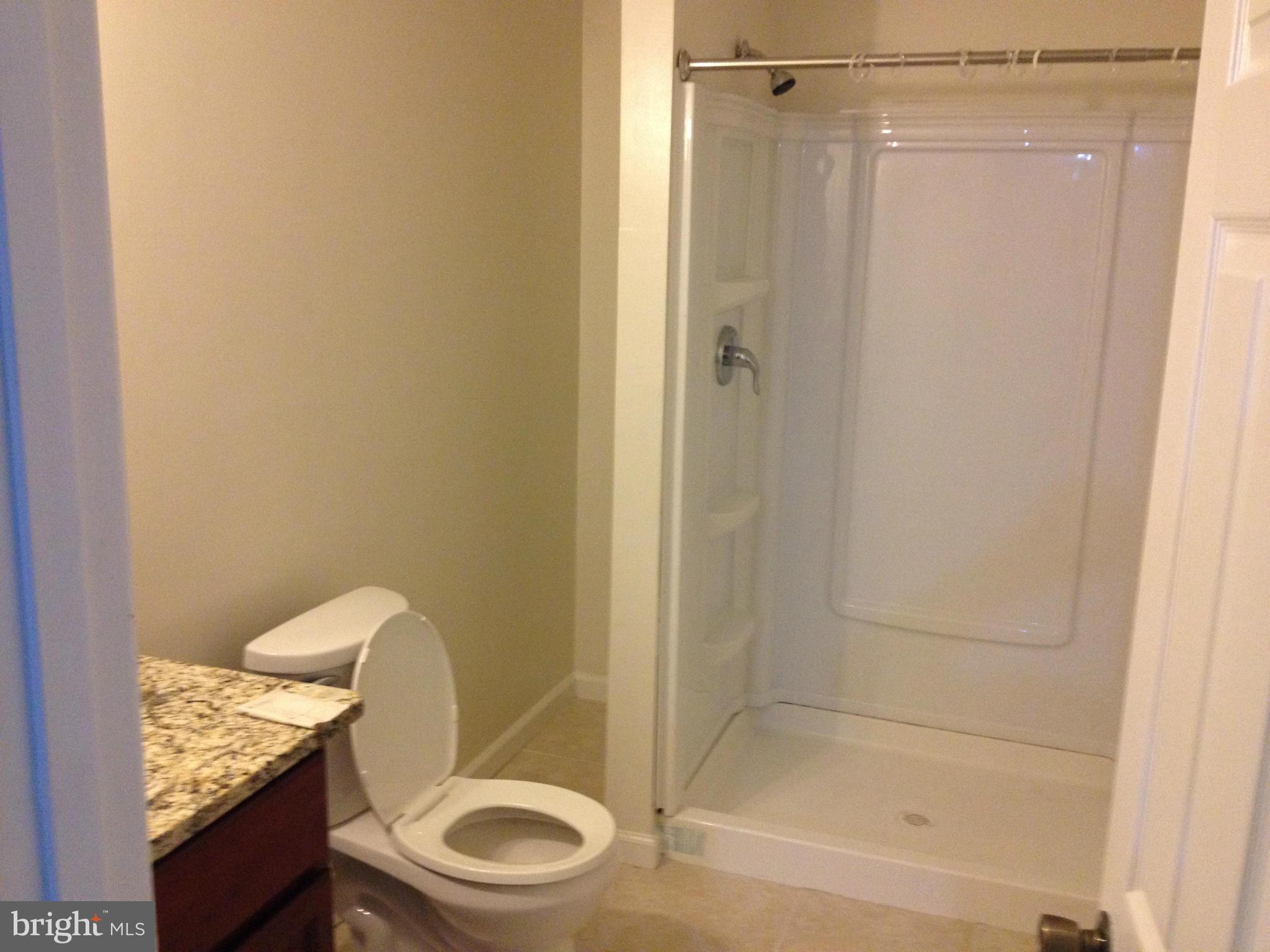 KINGSVIEW SUB - Residential Lease