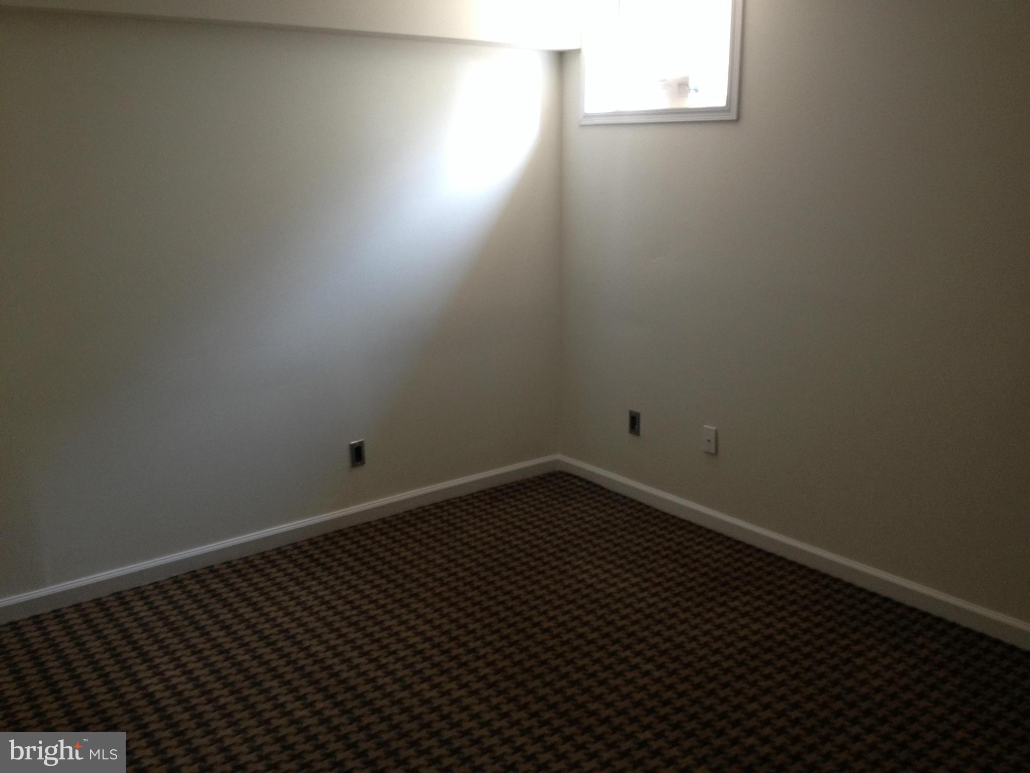 KINGSVIEW SUB - Residential Lease