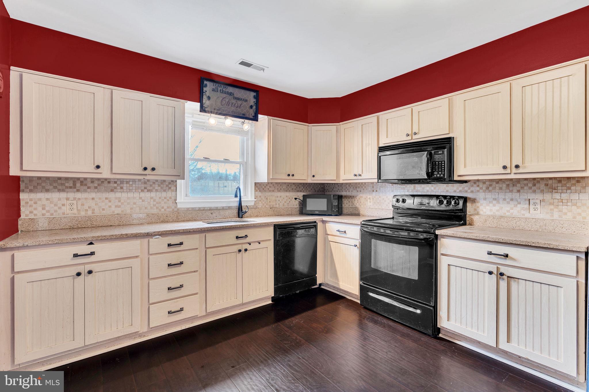 MARLTON - Residential