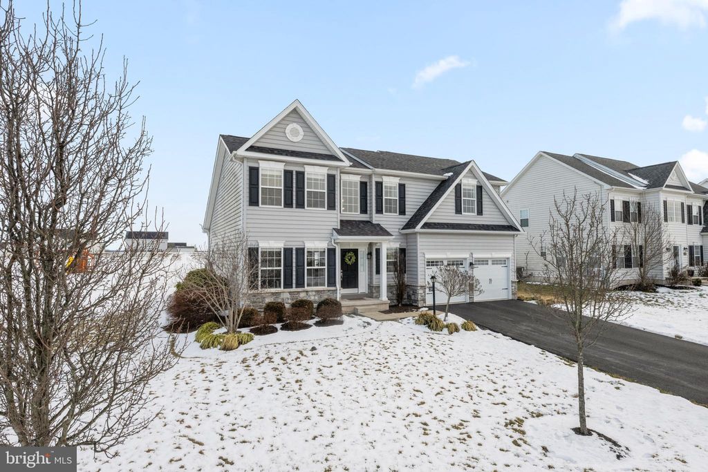 Photo of 219 Sumner Court, HARLEYSVILLE, PA 19438 (MLS # PAMC2166548)