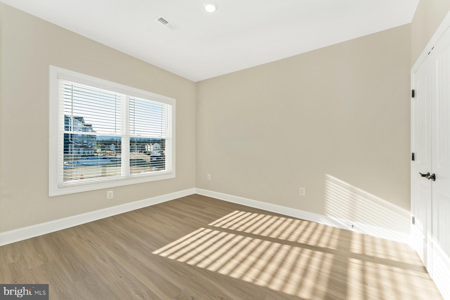 BRIMINGTON FARM - Residential