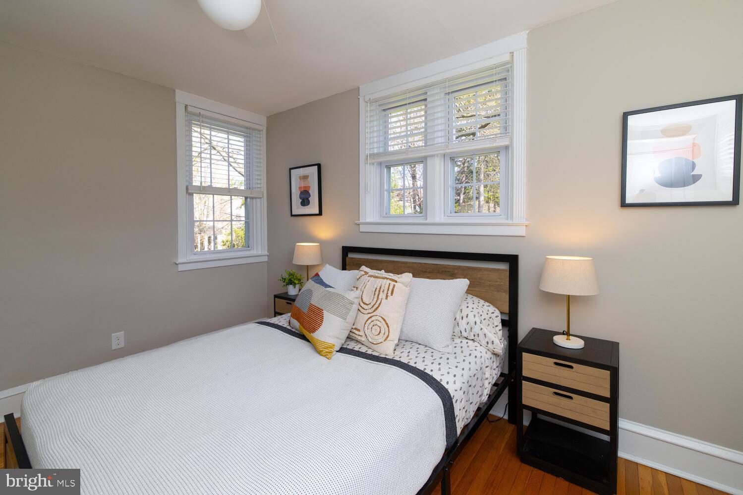 EAST FALLS - Residential