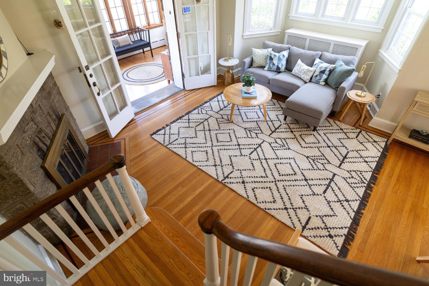 EAST FALLS - Residential