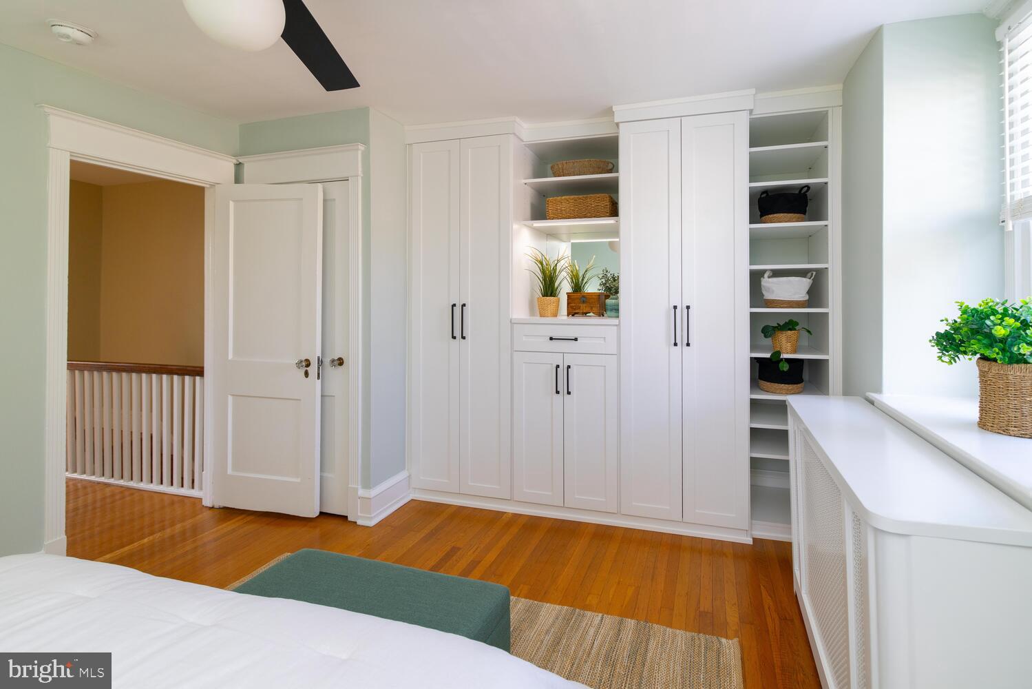 EAST FALLS - Residential